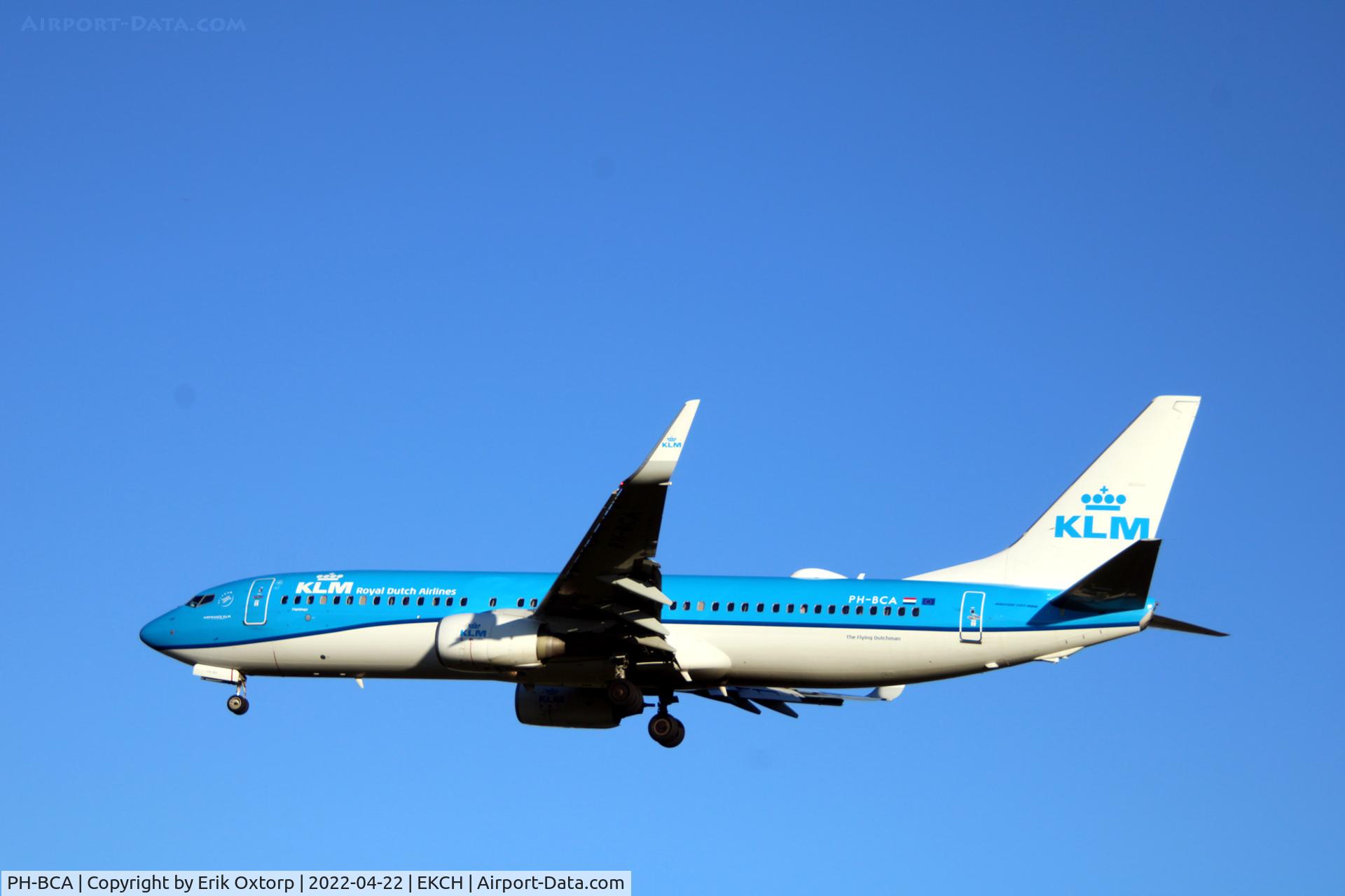 PH-BCA, 2010 Boeing 737-8K2 C/N 37820, PH-BCA landing rw 04L