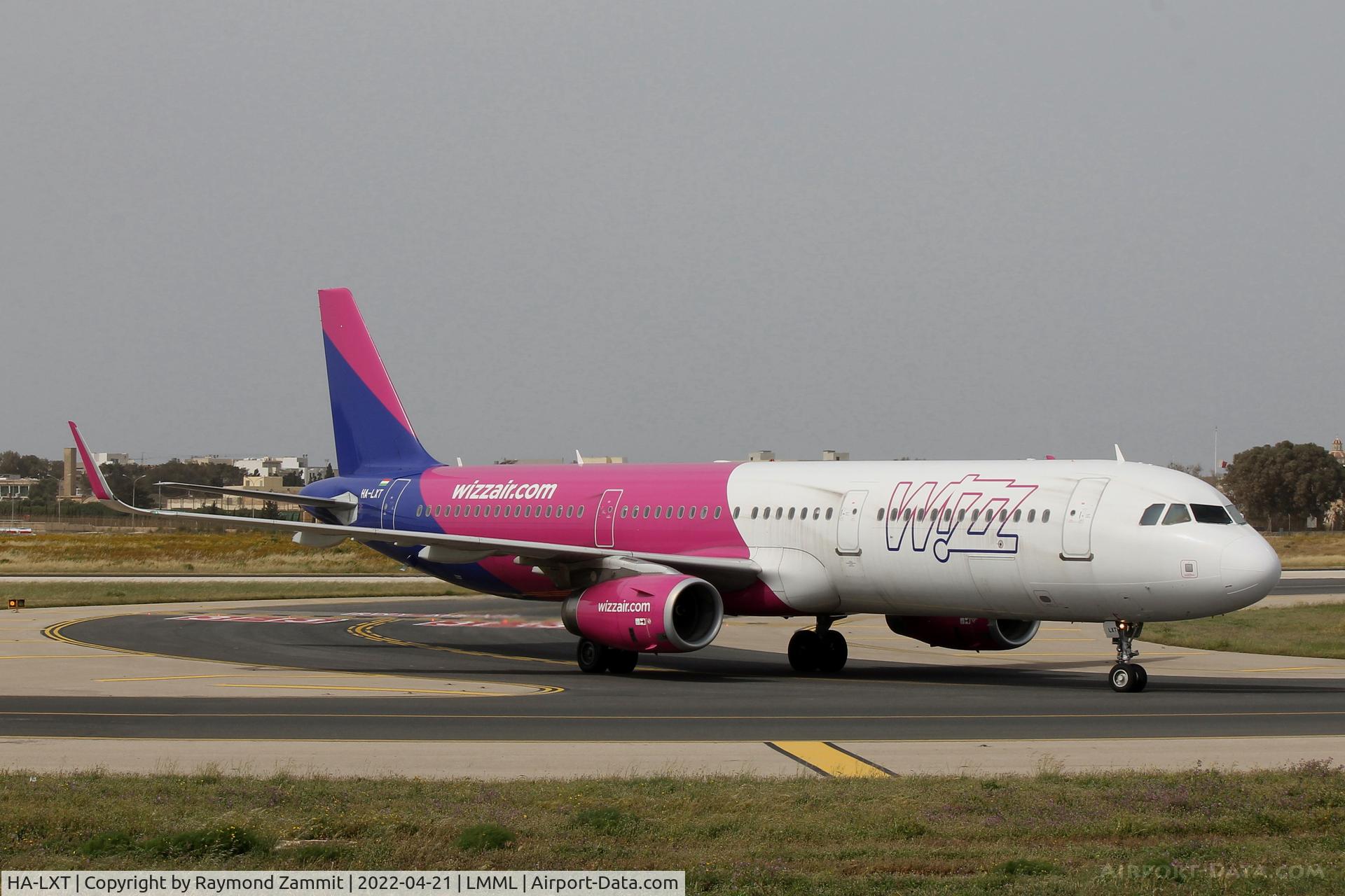 HA-LXT, 2017 Airbus A321-231 C/N 7706, A321 HA-LXT Wizzair