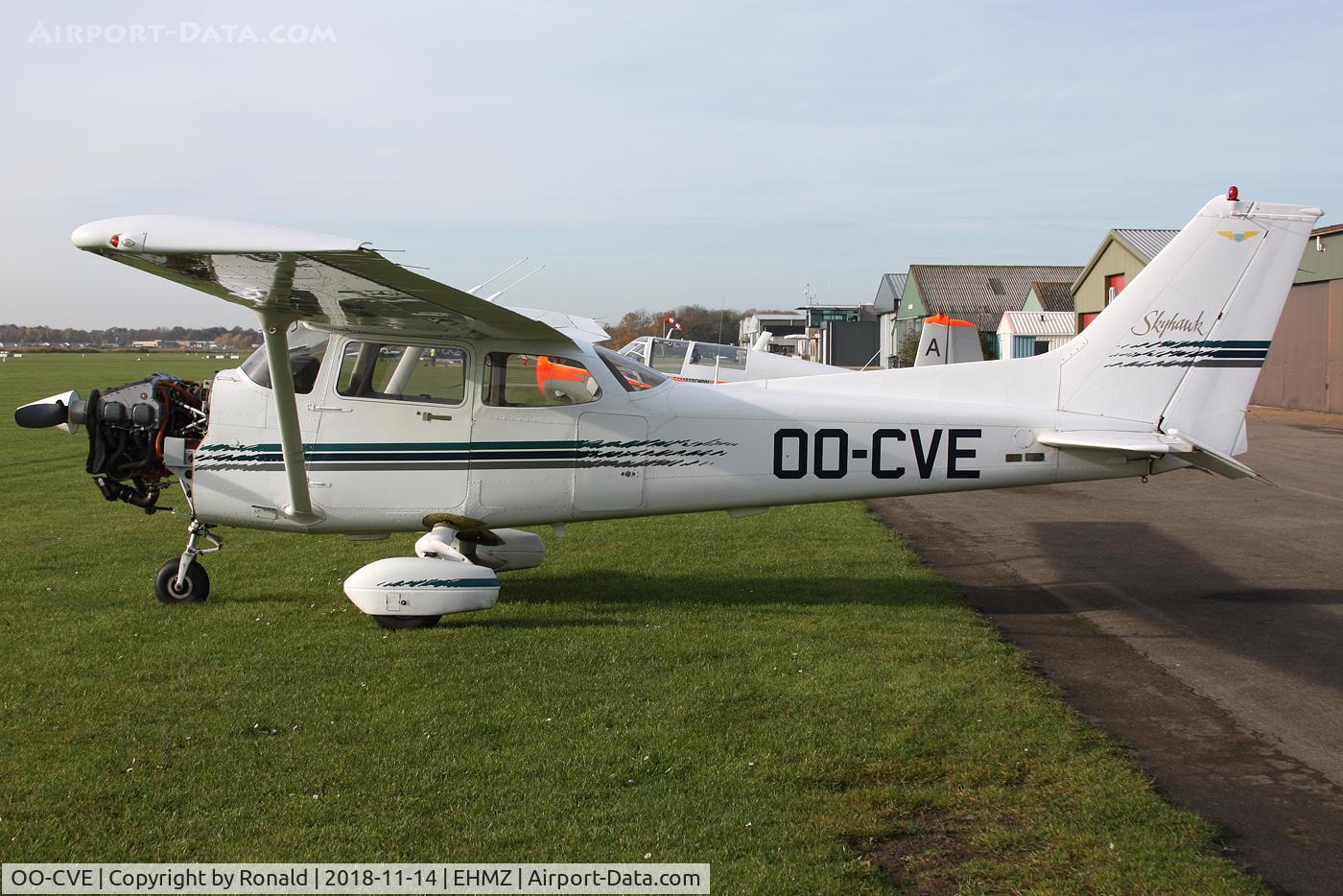 OO-CVE, Cessna 172R Skyhawk C/N 17280182, at ehmz