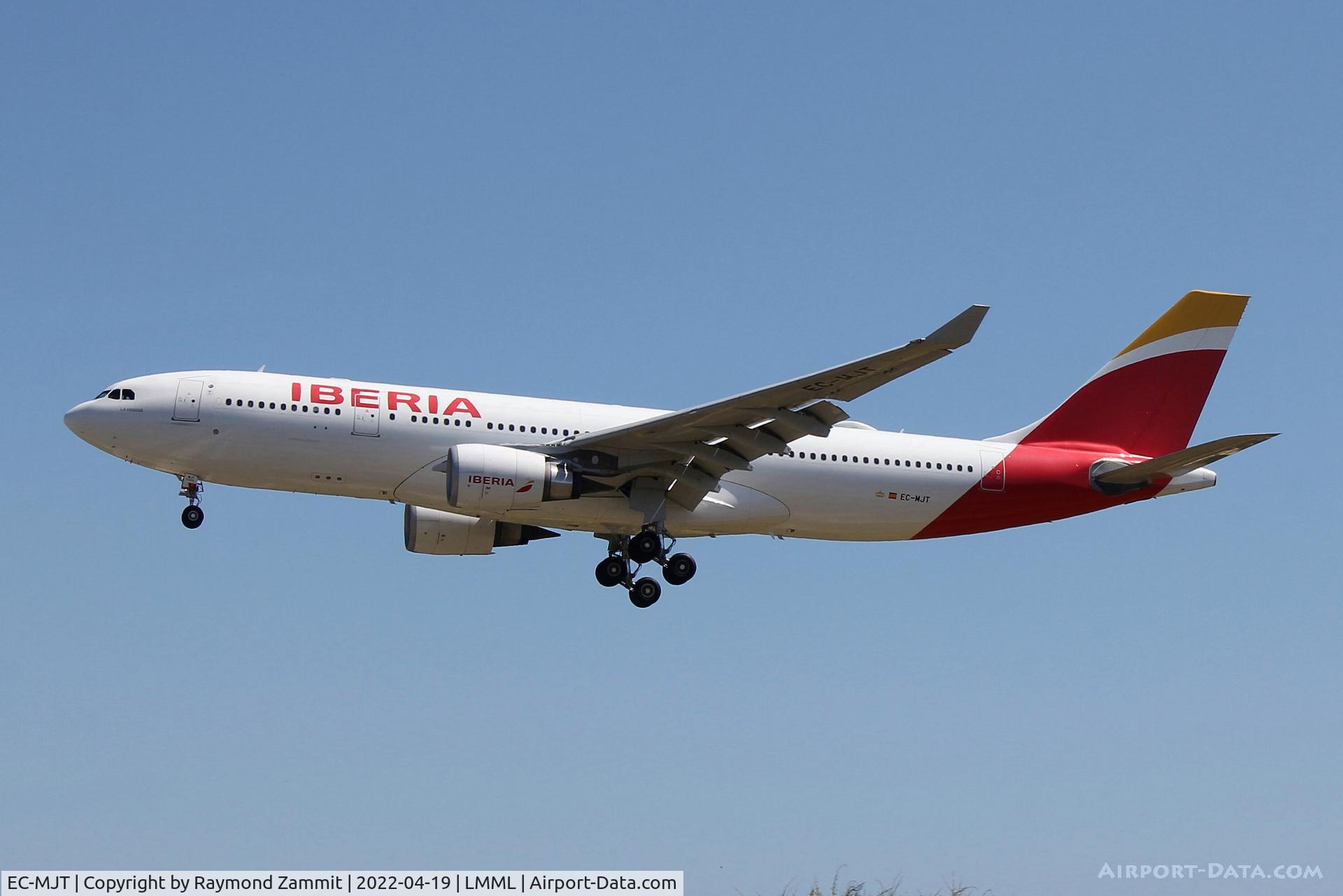 EC-MJT, 2016 Airbus A330-202 C/N 1714, A330 EC-MJT of Iberia in it's last landing in Iberia colours before being delivered to the Spanish Air Force in the all grey colour scheme in the MRTT role.