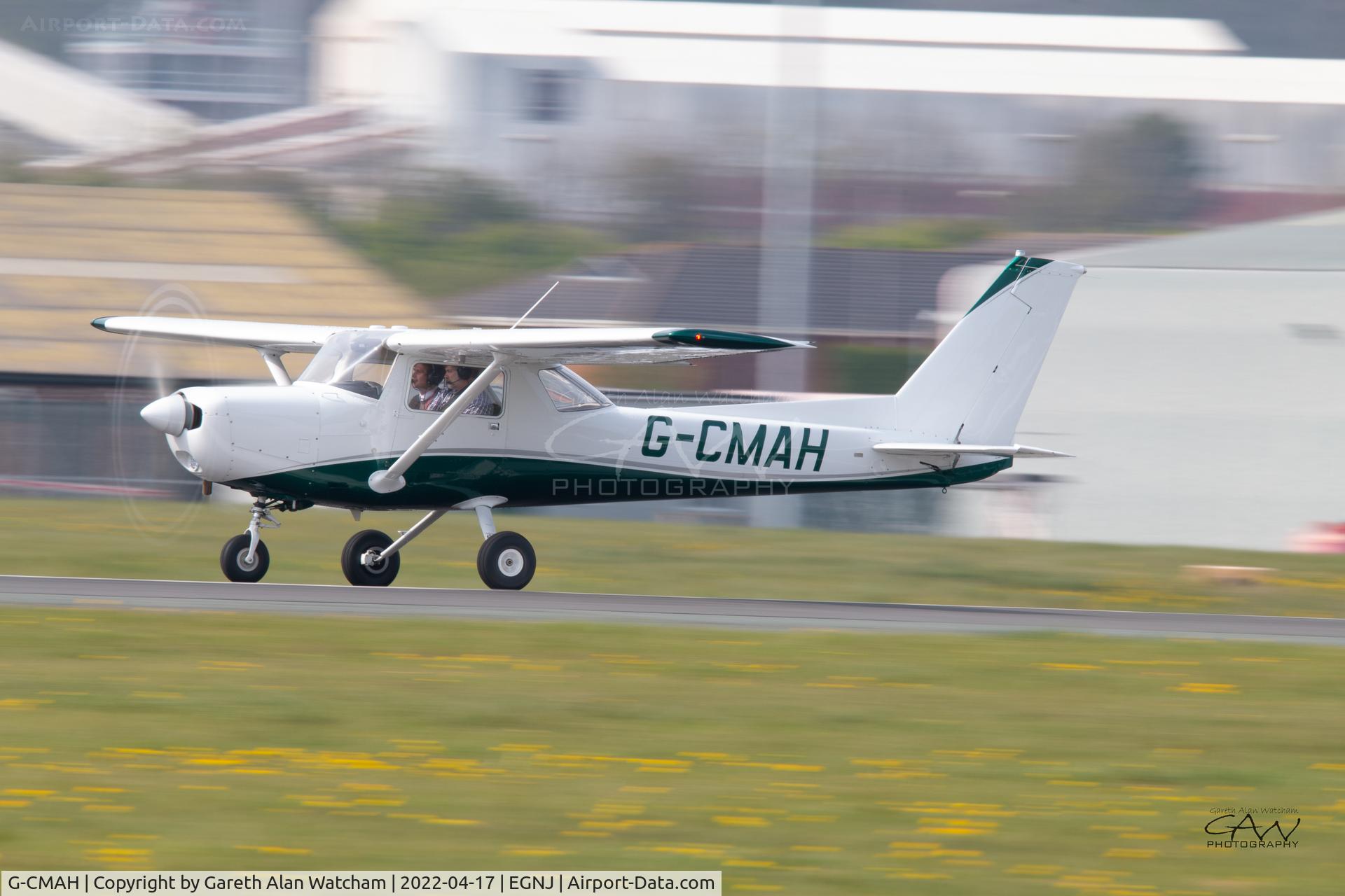 G-CMAH, 1978 Cessna 152 C/N 15281710, Cessna Departing Humberside Airport