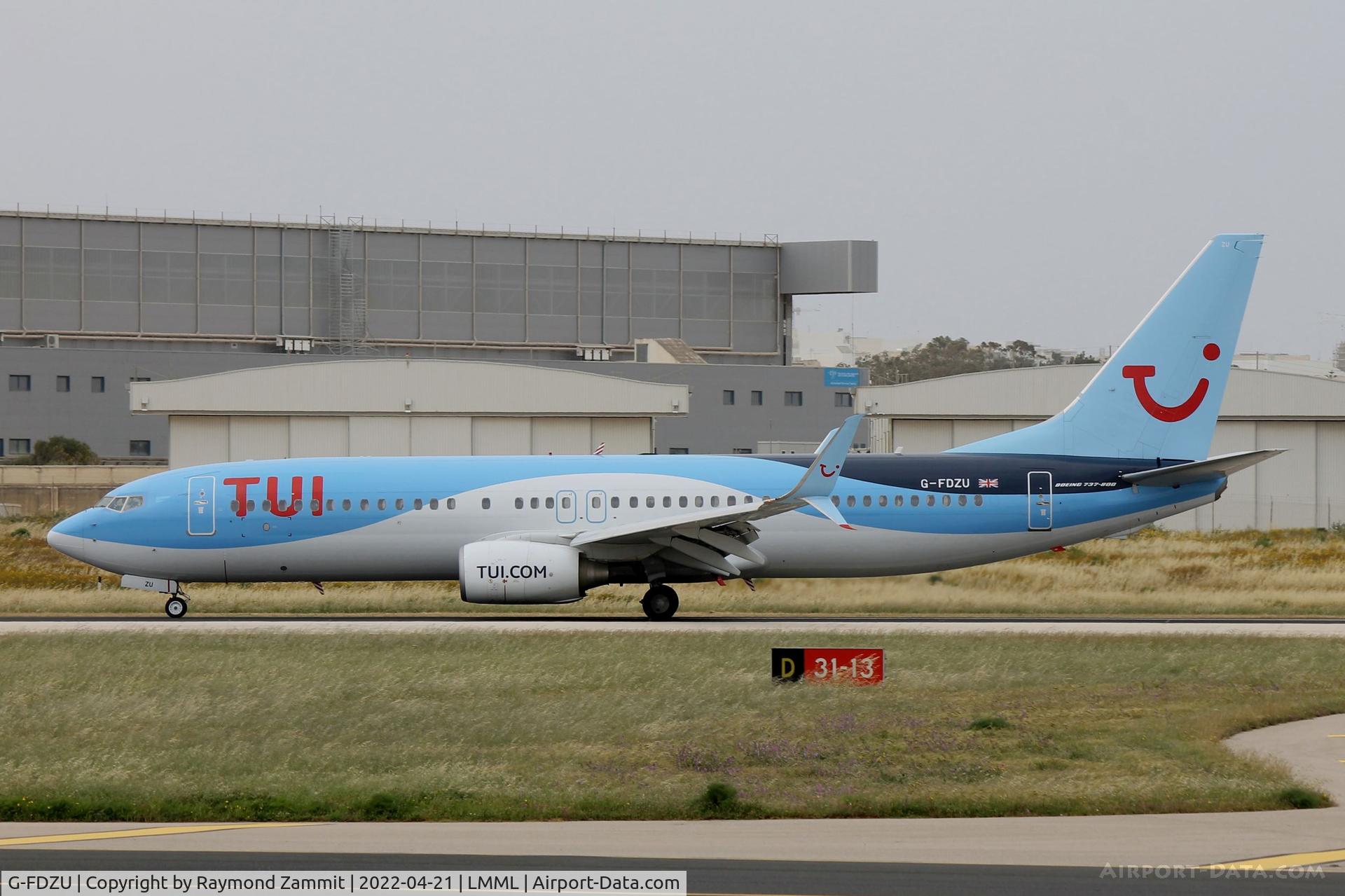 G-FDZU, 2011 Boeing 737-8K5 C/N 37253, B737-800 G-FDZU TUI Airways