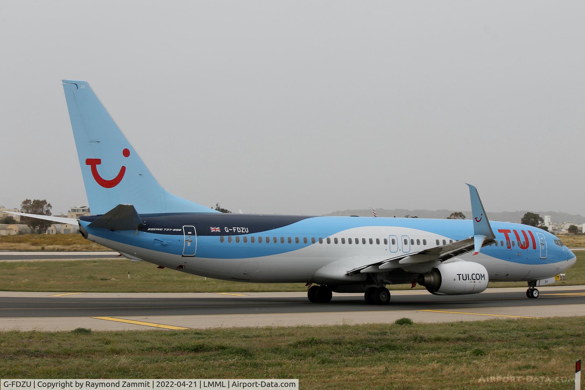 G-FDZU, 2011 Boeing 737-8K5 C/N 37253, B737-800 G-FDZU TUI Airways