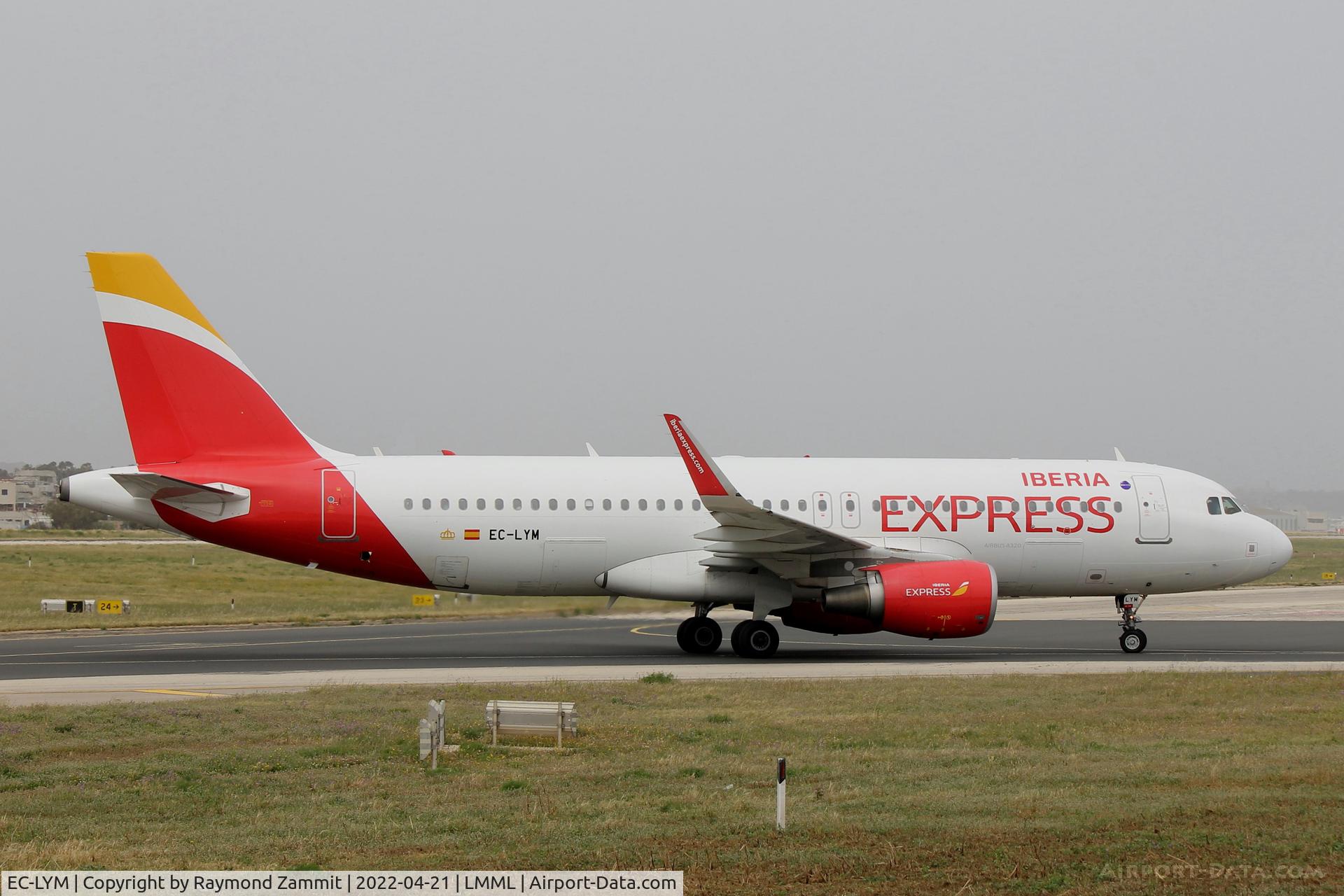 EC-LYM, 2013 Airbus A320-216 C/N 5815, A320 EC-LYM Iberia Express