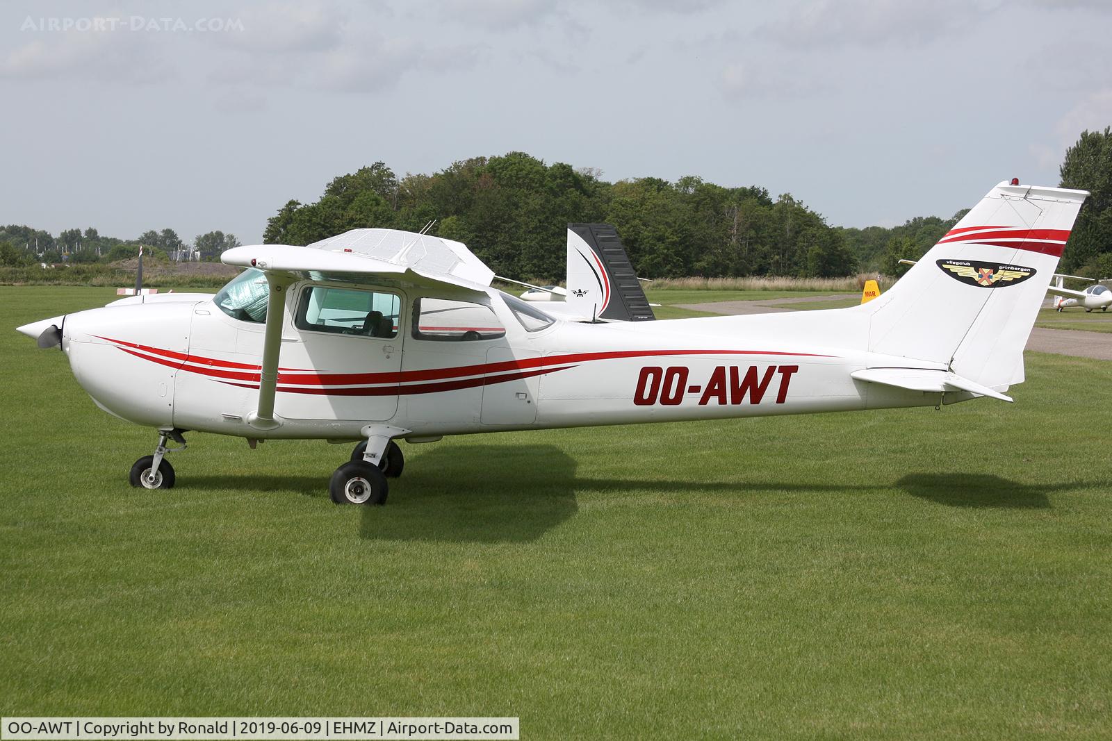 OO-AWT, 1975 Reims F172M II Skyhawk C/N 1236, at ehmz