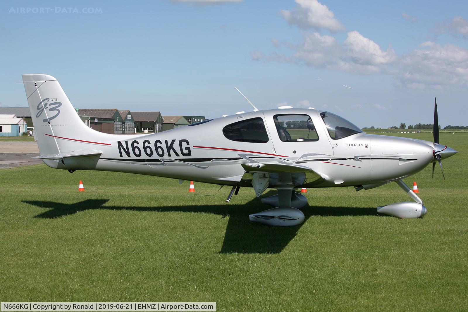N666KG, 2007 Cirrus SR22 C/N 2488, at ehmz