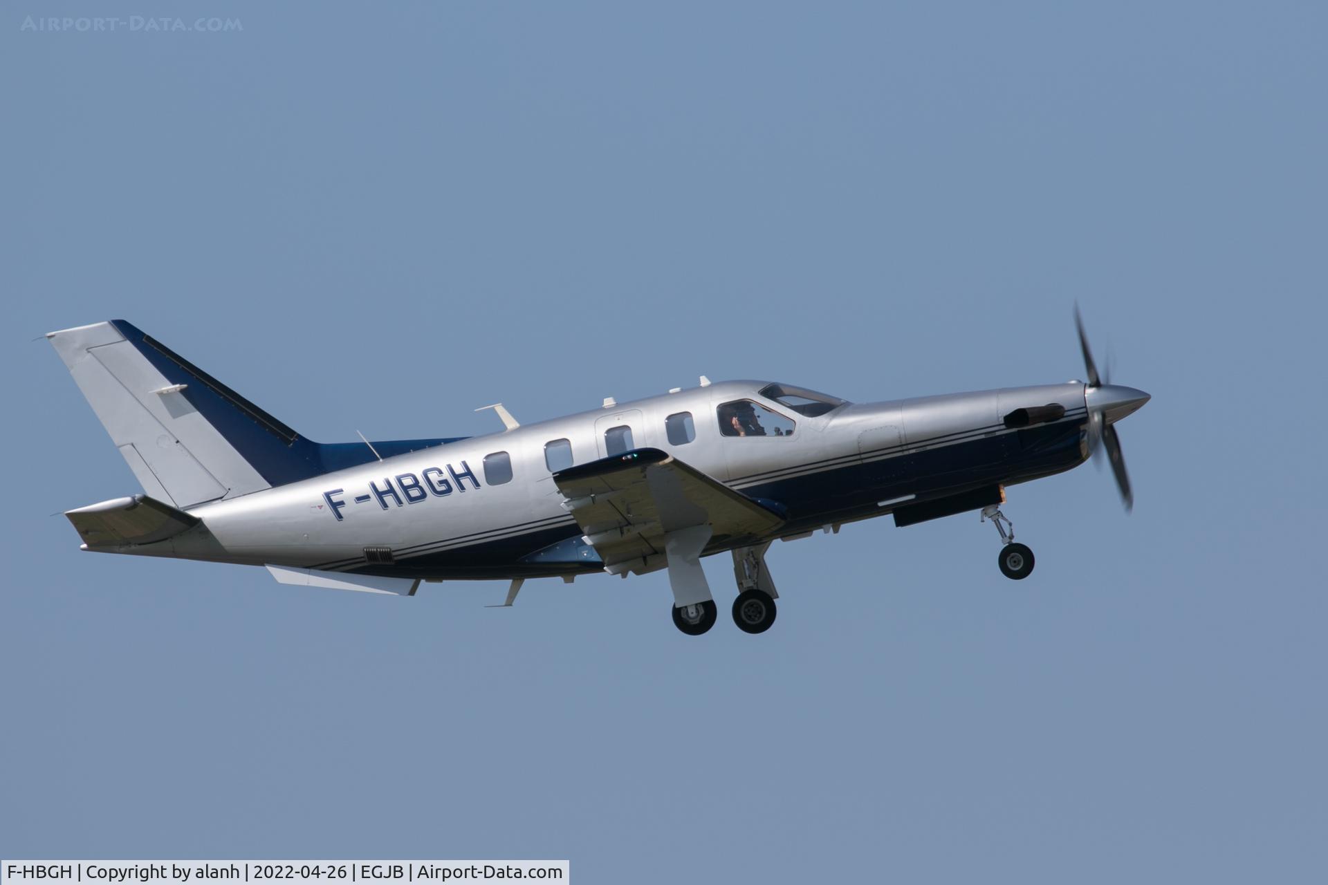 F-HBGH, 2009 Socata TBM-700 C/N 503, Departing Guernsey