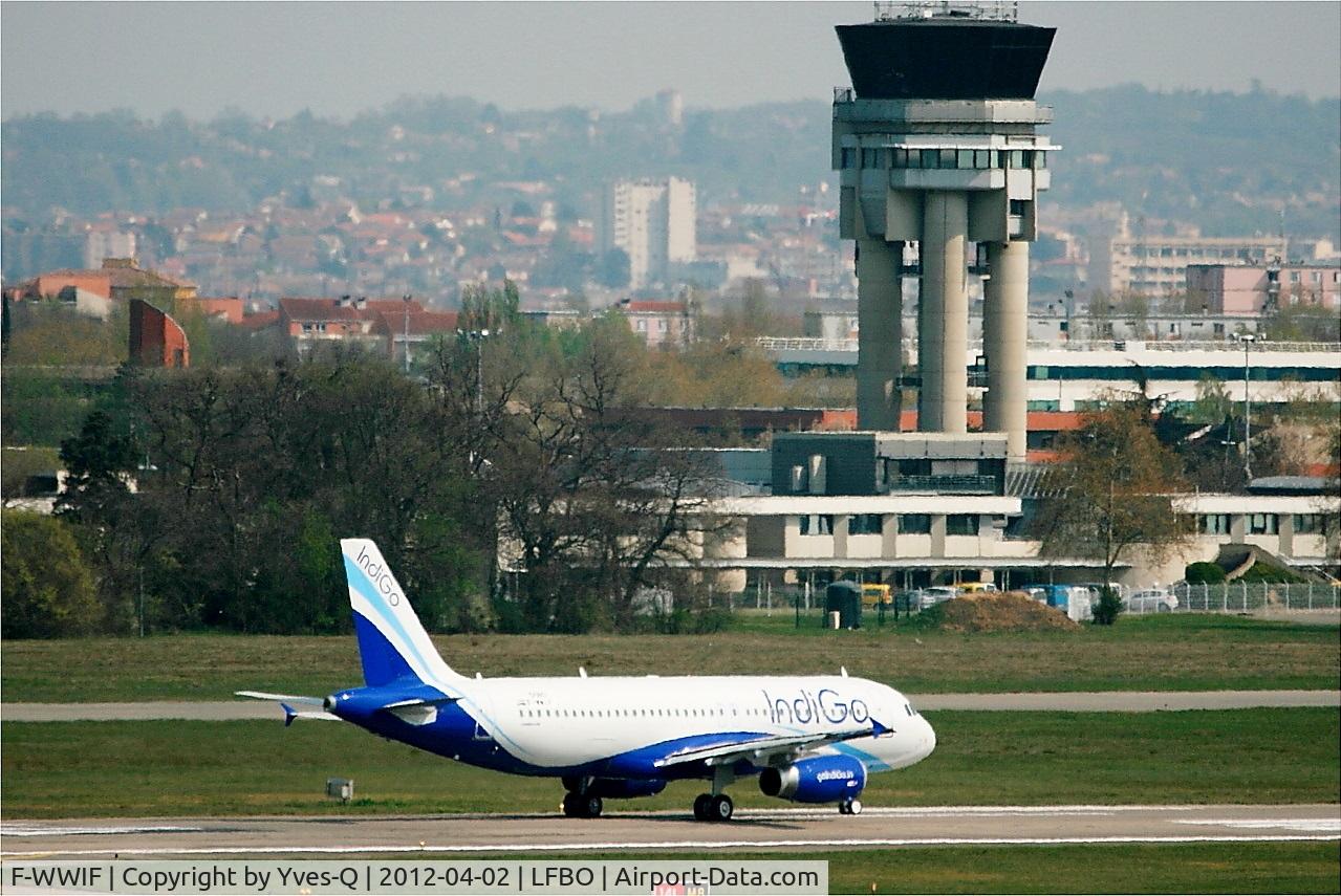 F-WWIF, 2012 Airbus A320-232 C/N 5080, Airbus A320-232, Ready to take off rwy 14L, Toulouse Blagnac Airport (LFBO-TLS)