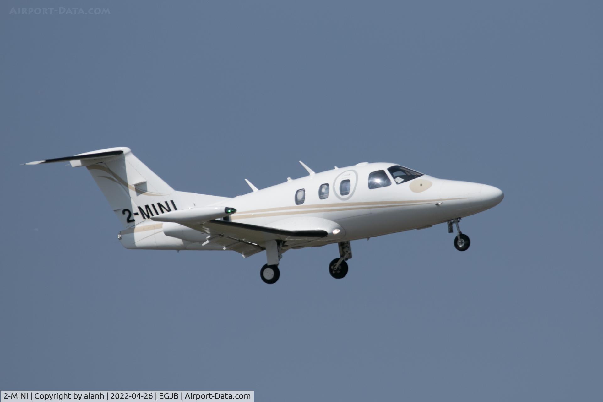 2-MINI, 2008 Eclipse Aviation Corp EA500 C/N 000198, Departing Guernsey