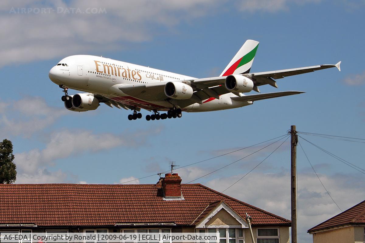 A6-EDA, 2007 Airbus A380-861 C/N 011, at lhr