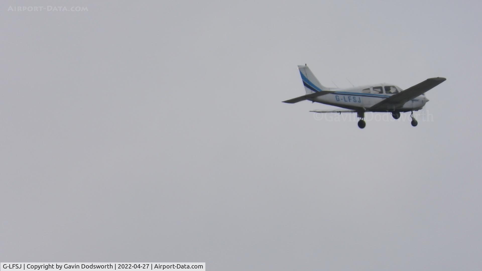 G-LFSJ, 1979 Piper PA-28-161 Cherokee Warrior II C/N 28-7916536, Circling over Darlington awaiting clearance into Teesside Airport