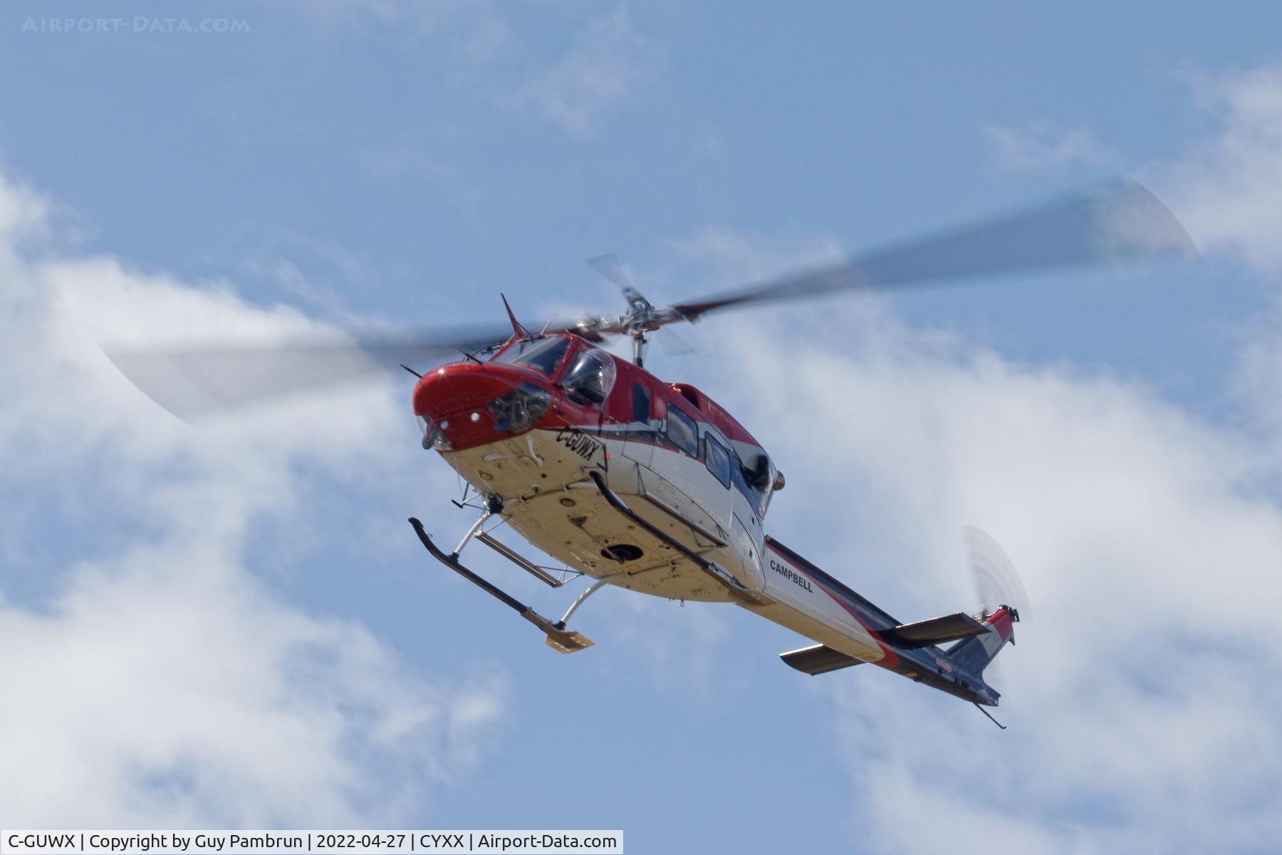 C-GUWX, 1979 Bell 212 C/N 30925, Landing