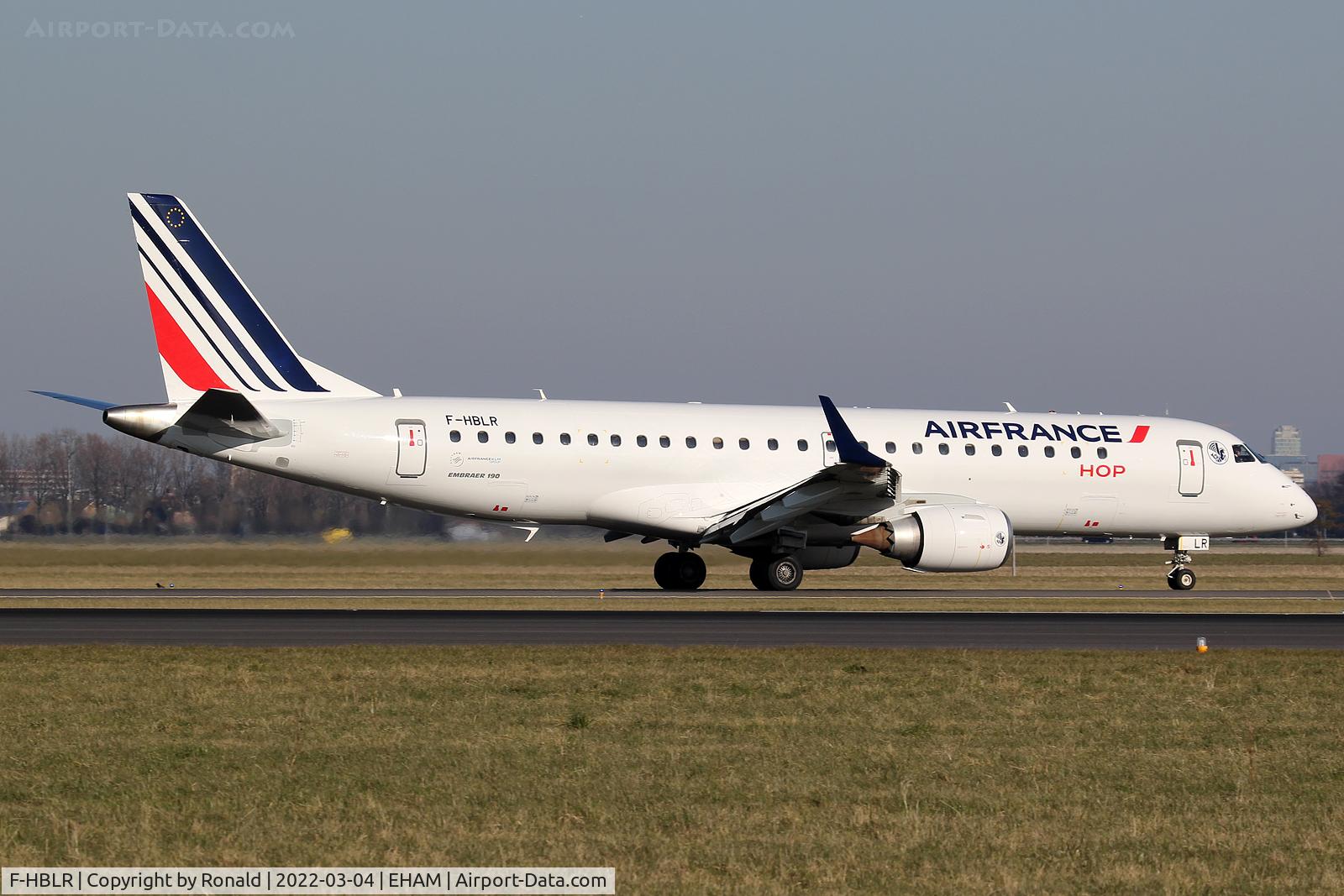 F-HBLR, 2009 Embraer ERJ-190STD (ERJ-190-100) C/N 19000322, at spl