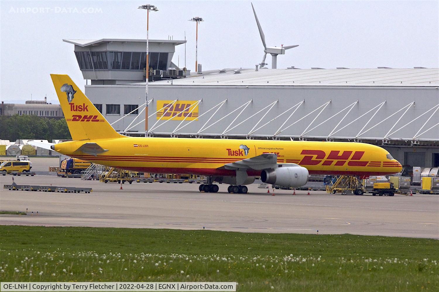 OE-LNH, 1999 Boeing 757-236 C/N 29946, At East Midlands Airport