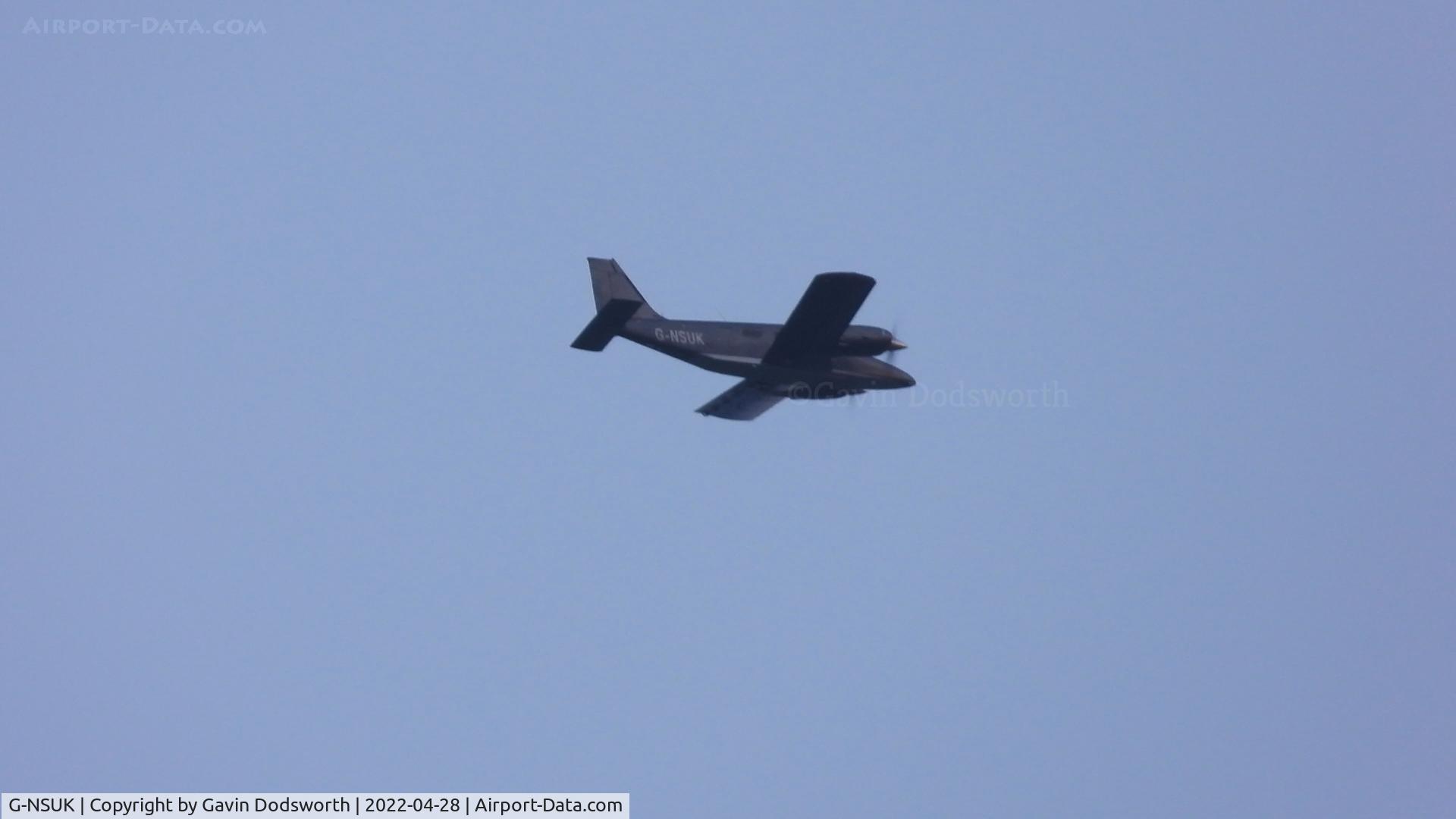 G-NSUK, 2002 Piper PA-34-220T Seneca V C/N 34-49256, Over Darlington at around 20:40 on April 28th 2022