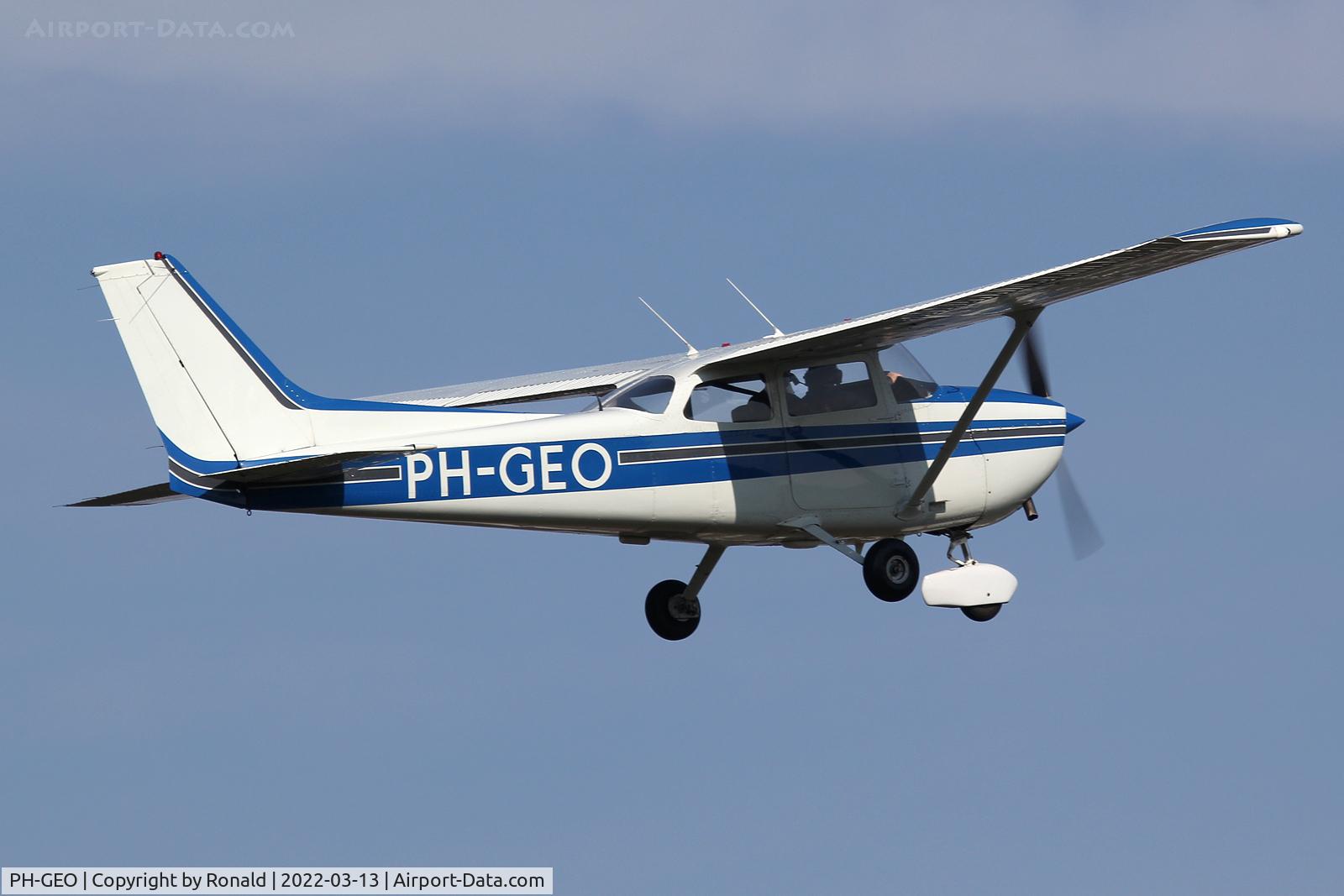 PH-GEO, 1979 Reims F172N Skyhawk C/N 1837, at edls