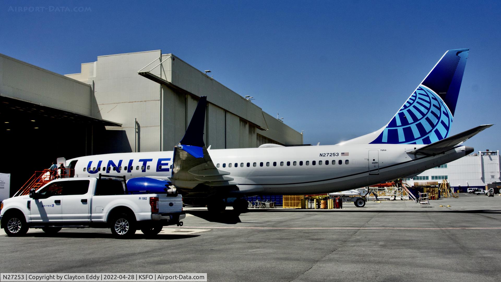 N27253, 2021 Boeing 737-8 MAX C/N 43930, SFO 2021.