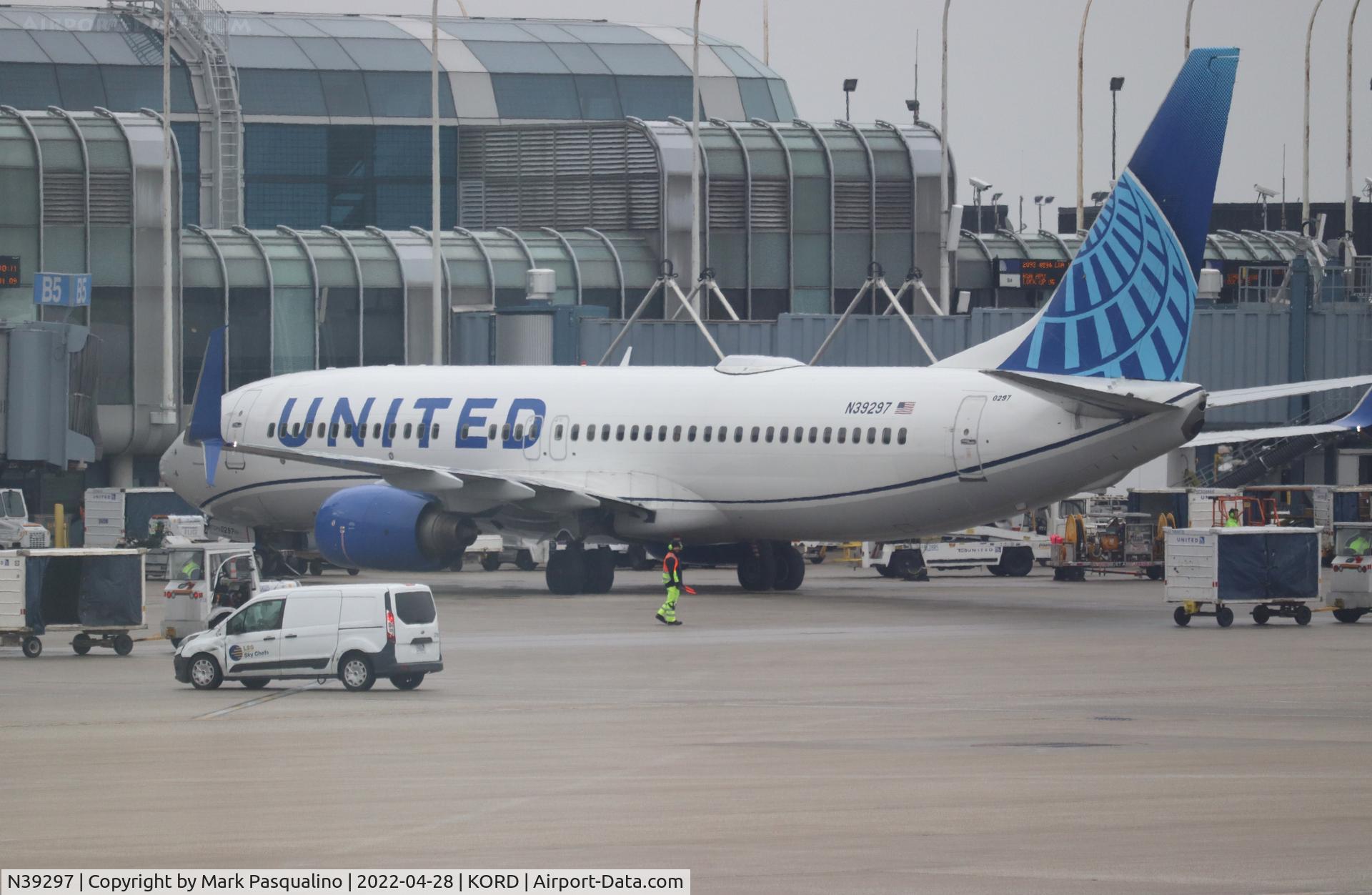 N39297, 2005 Boeing 737-824 C/N 34003, Boeing 737-824