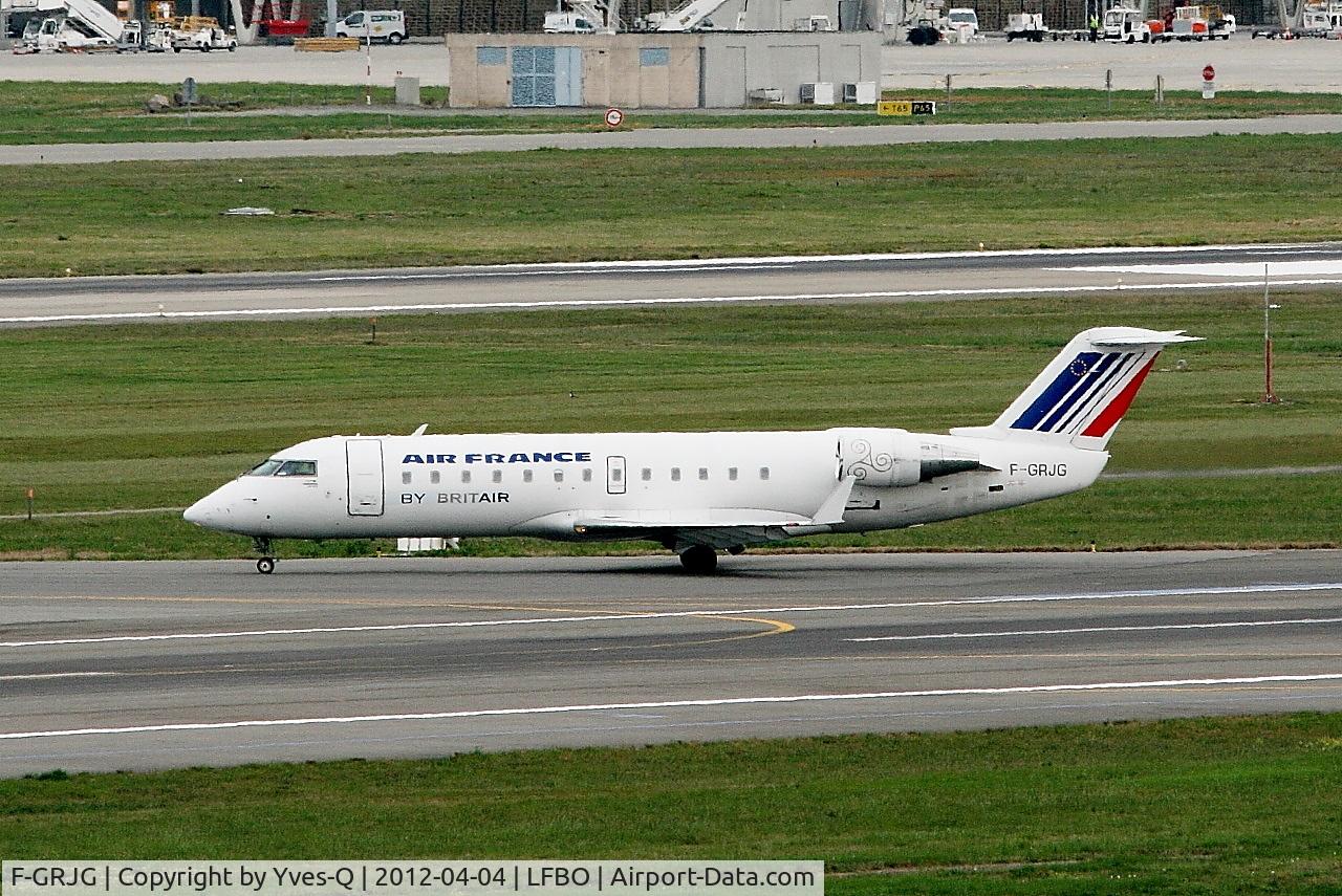 F-GRJG, 1996 Canadair CRJ-100ER (CL-600-2B19) C/N 7143, Canadair CRJ-100ER, Taxiing, Toulouse-Blagnac airport (LFBO-TLS)