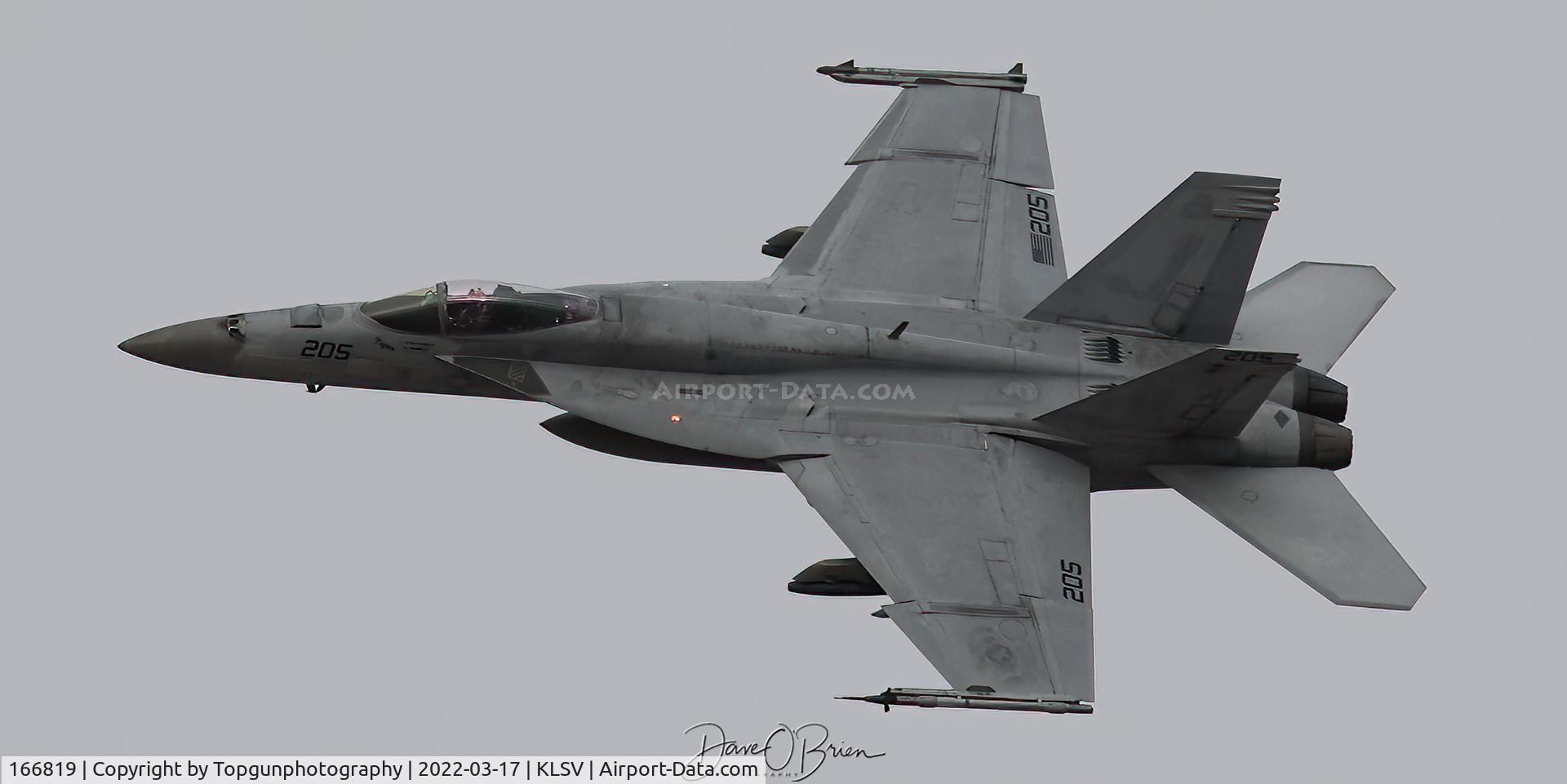 166819, Boeing F/A-18E Super Hornet C/N E138, RAM22 on the flex