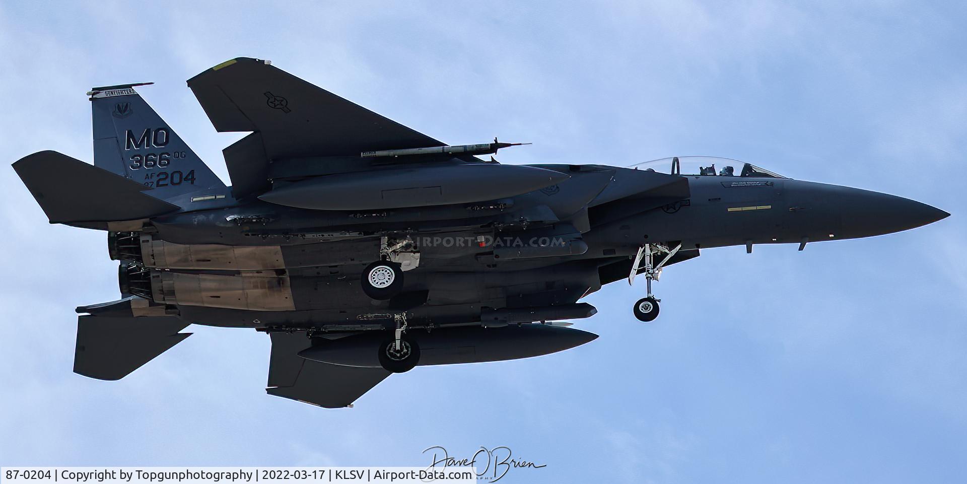 87-0204, 1987 McDonnell Douglas F-15E Strike Eagle C/N 1069-E044, HOSS76 landing RW3L