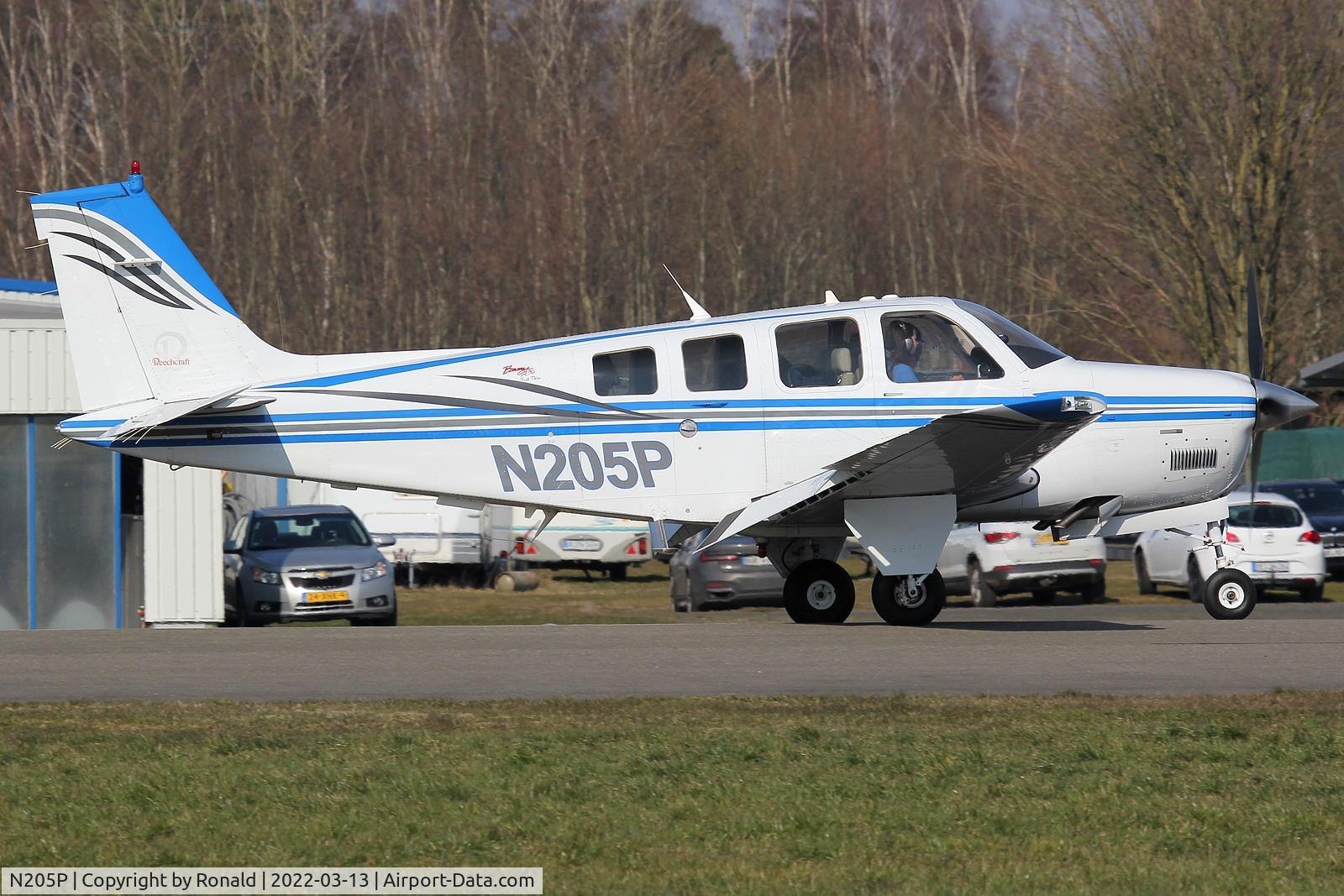 N205P, Raytheon Aircraft Company A36 Bonanza C/N E-3625, at edls
