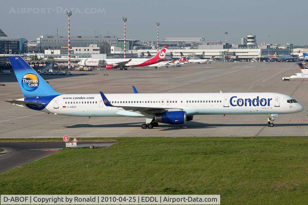 D-ABOF, 1999 Boeing 757-330 C/N 29013, at dus