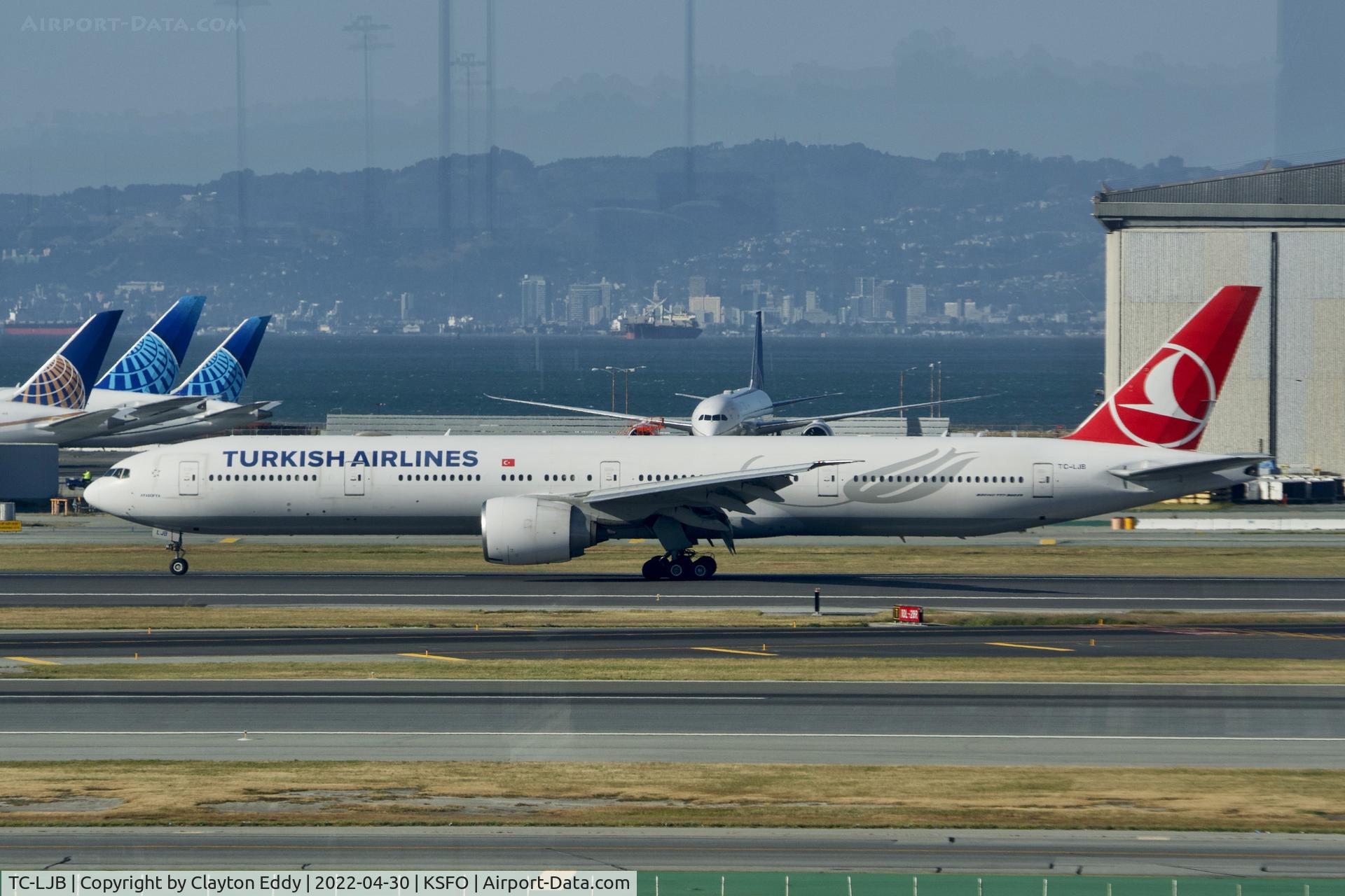 TC-LJB, 2015 Boeing 777-3F2/ER C/N 44124, SFO 2022.