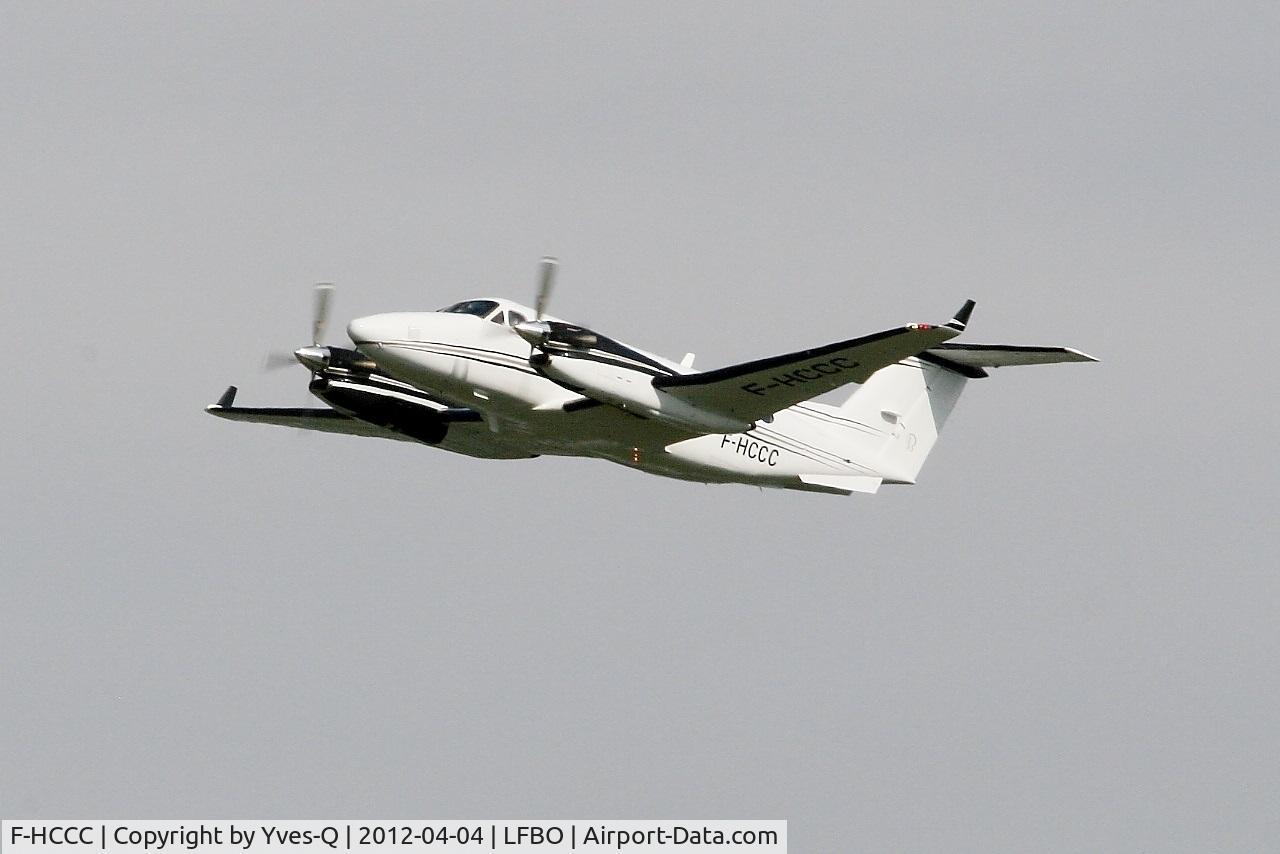 F-HCCC, Hawker Beechcraft 350 King Air (B300) C/N FL-665, Beechcraft 350 King Air, Climbing from rwy 32L, Toulouse-Blagnac Airport (LFBO-TLS)