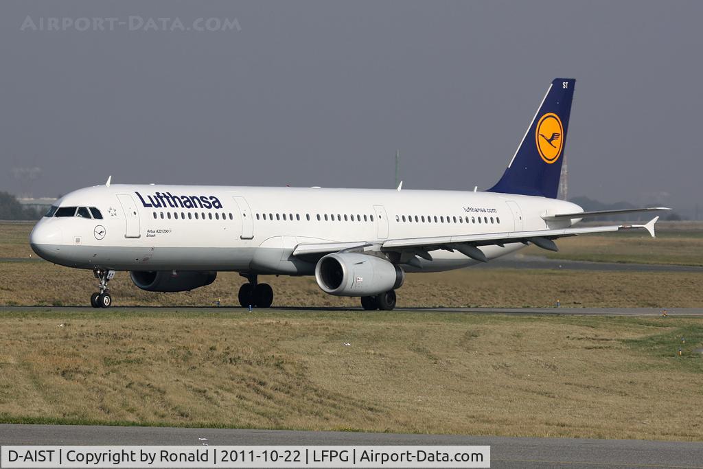 D-AIST, 2009 Airbus A321-231 C/N 4005, sat cdg