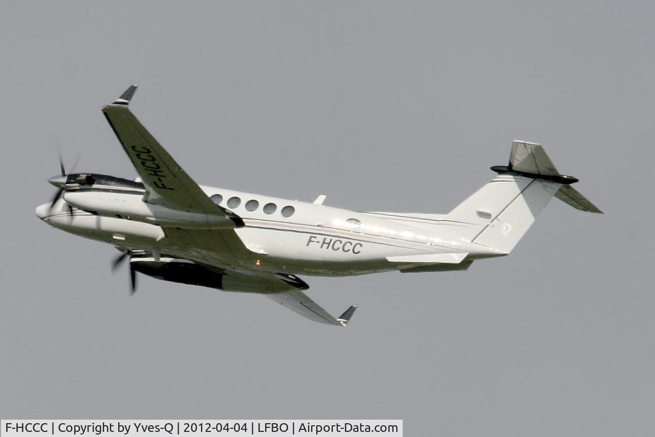 F-HCCC, Hawker Beechcraft 350 King Air (B300) C/N FL-665, Beechcraft 350 King Air, Climbing from rwy 32L, Toulouse-Blagnac Airport (LFBO-TLS