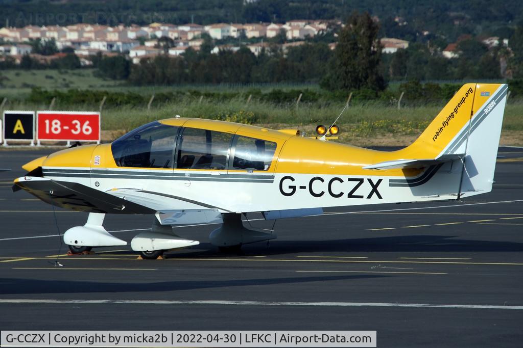 G-CCZX, 1992 Robin DR-400-180 Regent Regent C/N 2127, Parked