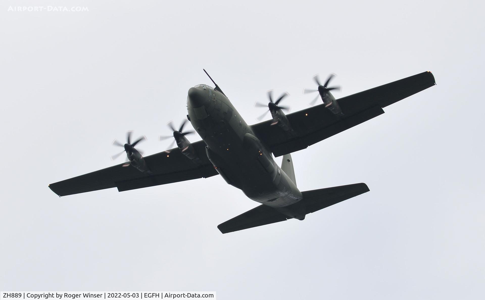 ZH889, 2000 Lockheed Martin C-130J Hercules C.5 C/N 382-5500, RAF Hercules C.5 aircraft (Jigsaw 1) coded 889 of the Brize Norton Transport Wing lining up to make a low pass over Runway 22. Leading Jigsaw formation with ZH879.