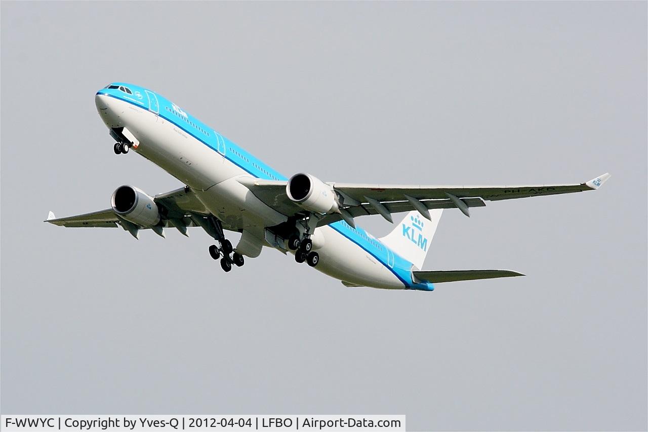 F-WWYC, 2012 Airbus A330-303 C/N 1300, Airbus A330-303, Take off Rwy 32L, Toulouse Blagnac Airport (LFBO-TLS)