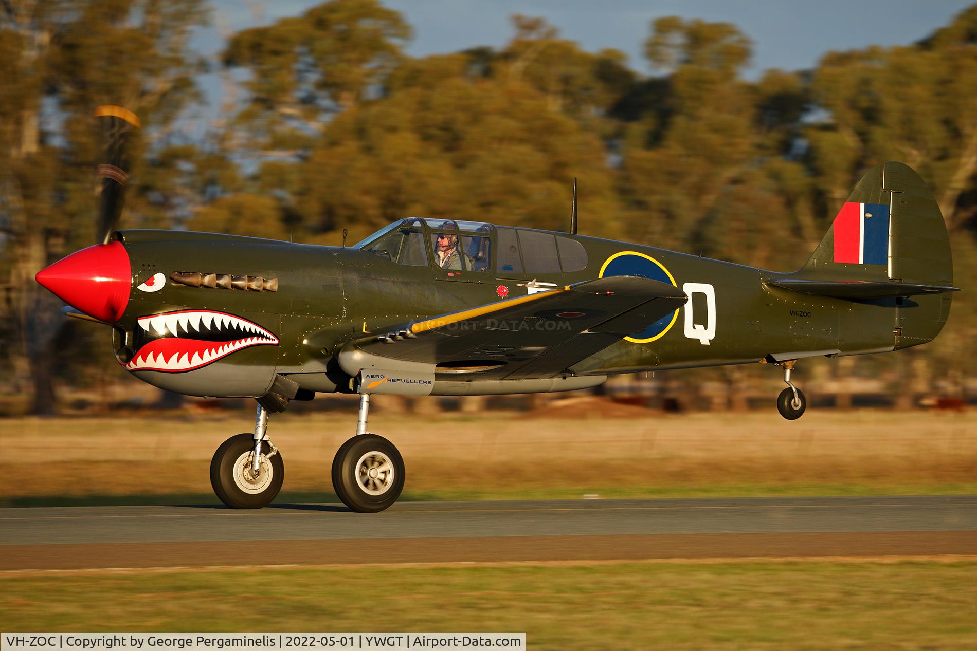 VH-ZOC, 1943 Curtiss Wright P-40N Warhawk C/N 28449, Antique Aeroplane Assn of Australia National Fly-in.