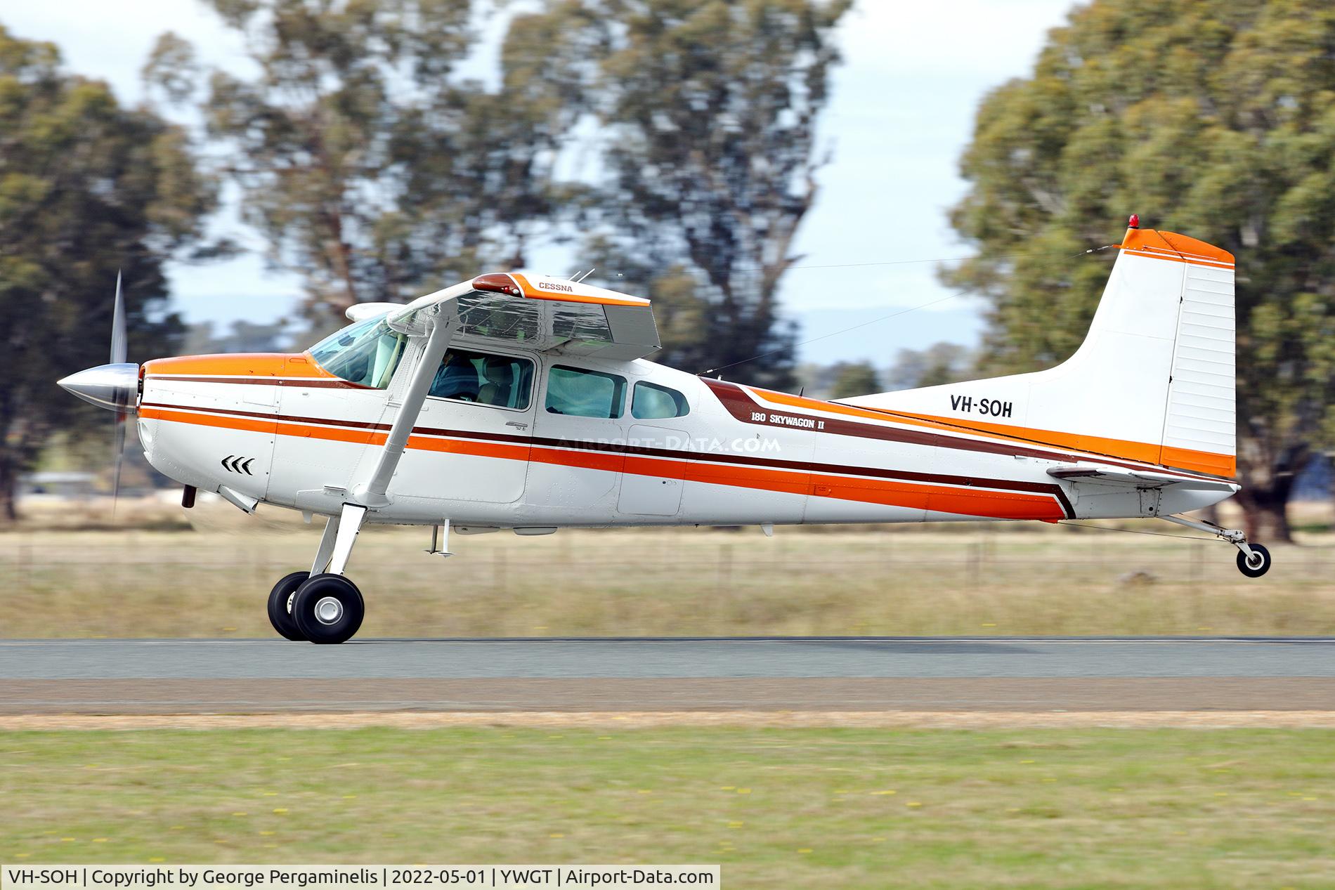 VH-SOH, 1979 Cessna 180K Skywagon C/N 18053133, Antique Aeroplane Assn of Australia National Fly-in.