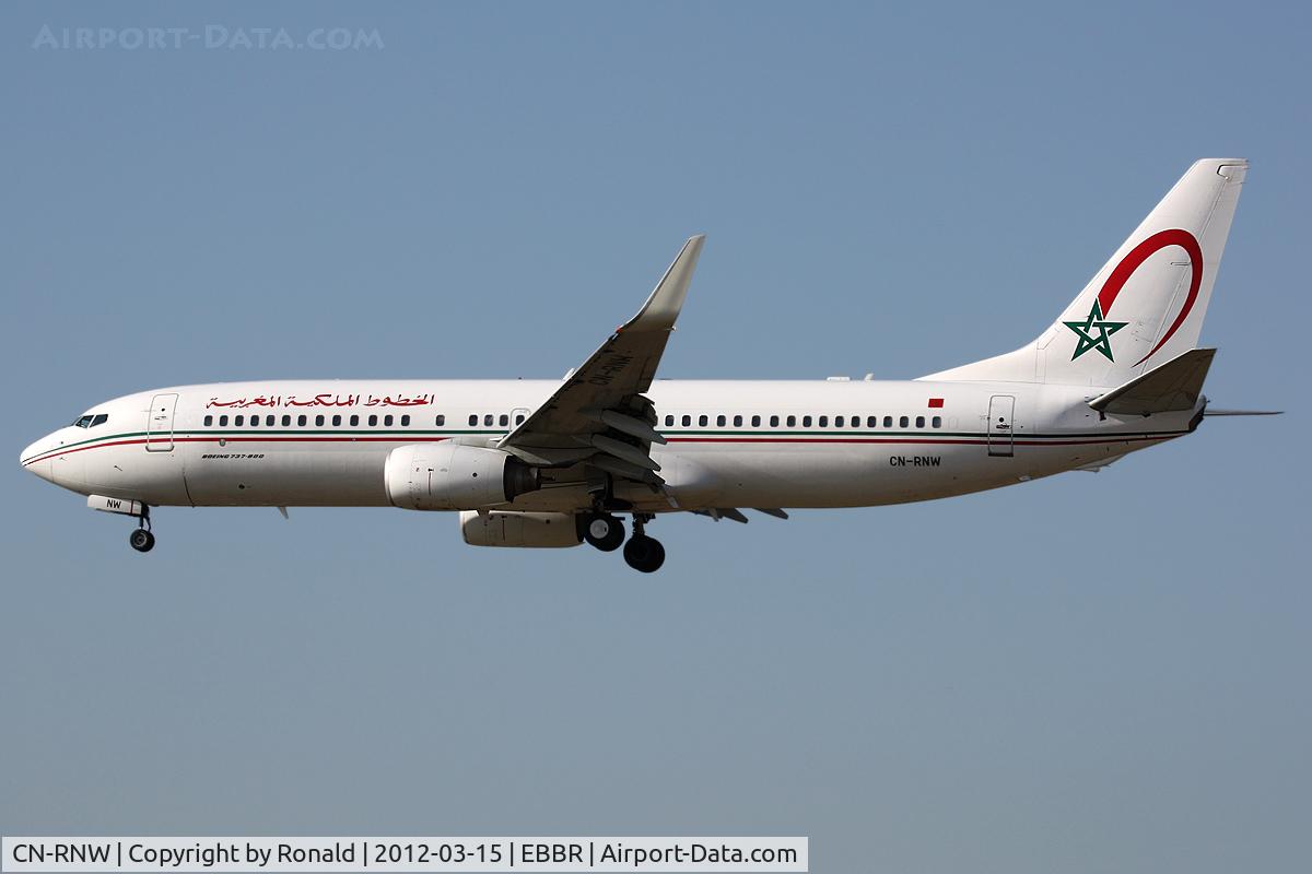 CN-RNW, 2002 Boeing 737-8B6 C/N 33057, at spl