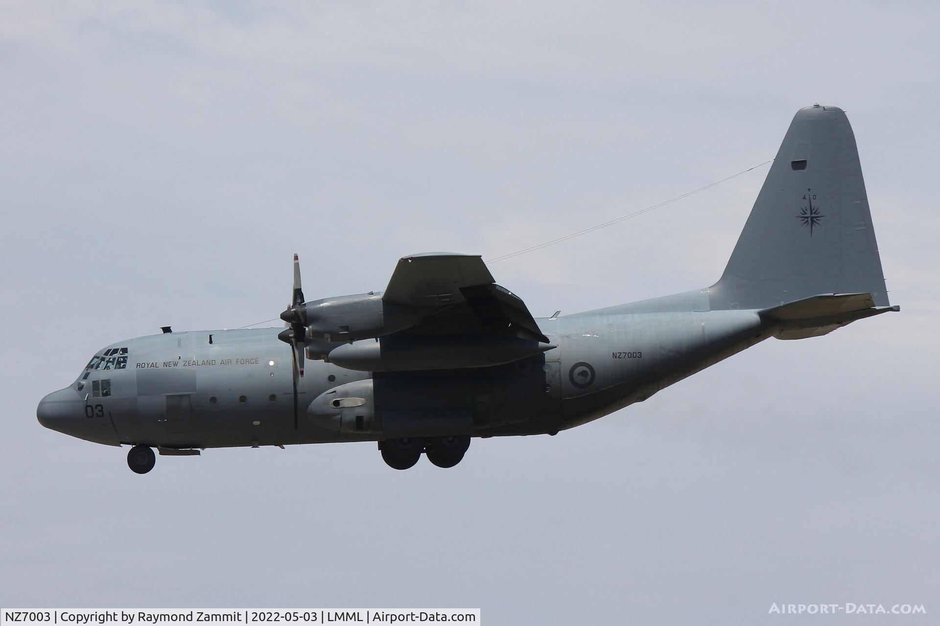 NZ7003, 1965 Lockheed C-130H Hercules C/N 382-4054, Lockheed C-130H Hercules NZ7003 Royal New Zealand Air Force