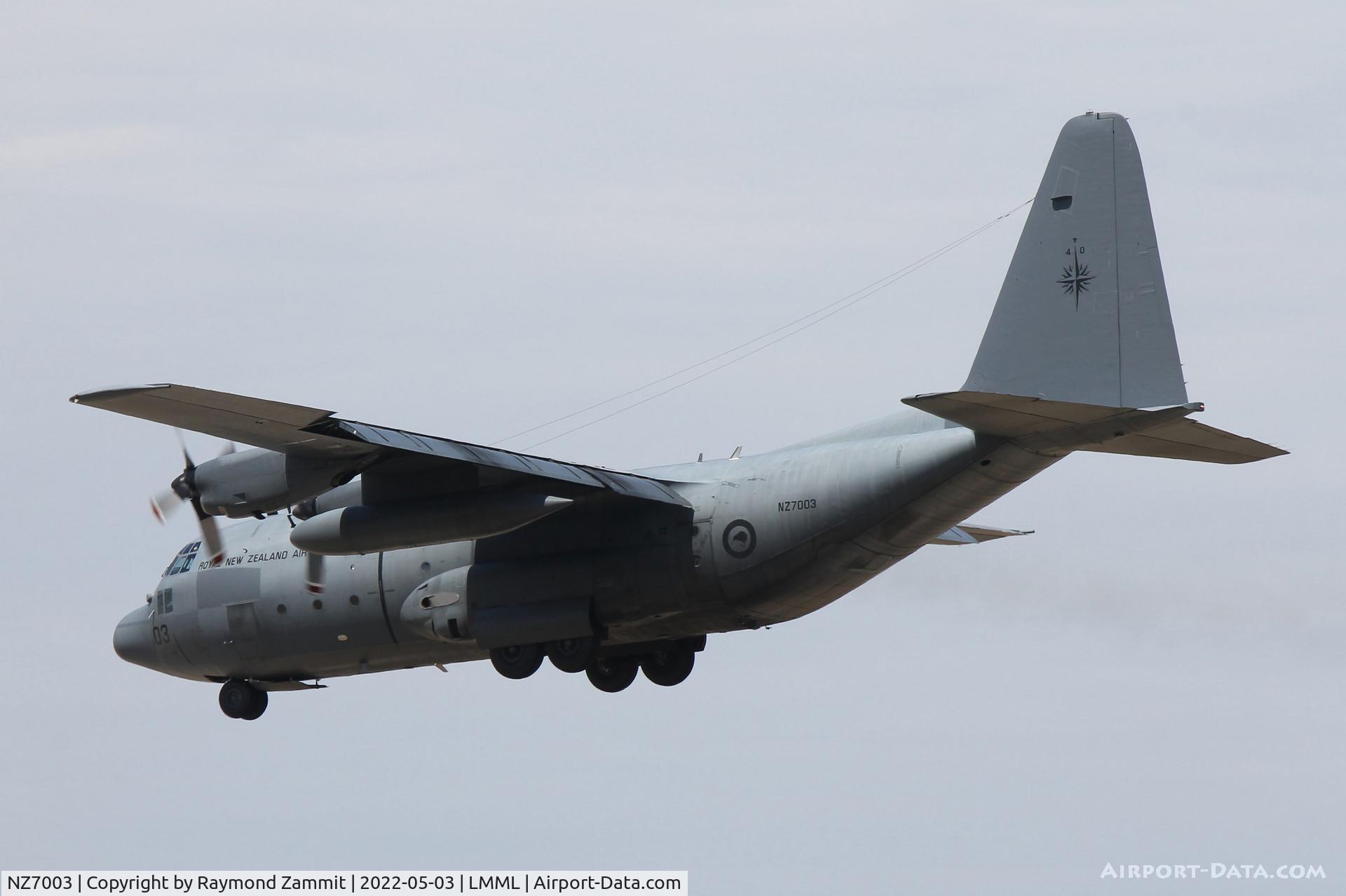 NZ7003, 1965 Lockheed C-130H Hercules C/N 382-4054, Lockheed C-130H Hercules NZ7003 Royal New Zealand Air Force