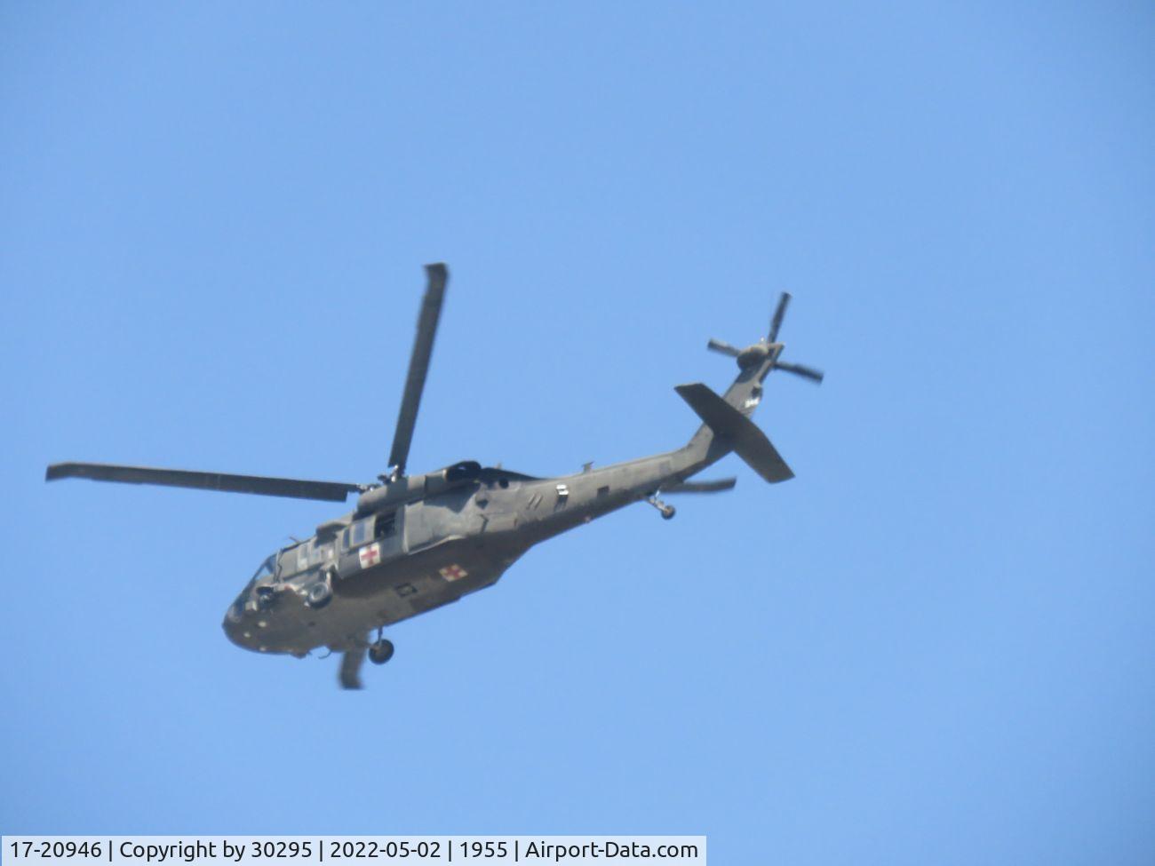 17-20946, 2017 Sikorsky HH-60M Blackhawk C/N 704523, Northbound