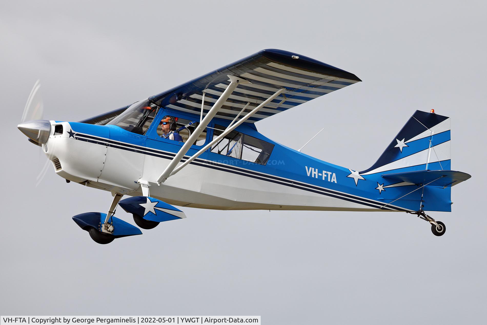 VH-FTA, 1977 American Champion 8KCAB Decathlon C/N 332-77, Antique Aeroplane Assn of Australia National Fly-in.