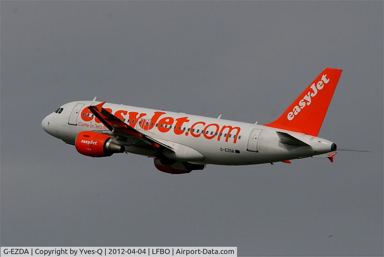 G-EZDA, 2008 Airbus A319-111 C/N 3413, Airbus A319-111, Climbing from rwy 32L, Toulouse-Blagnac Airport (LFBO-TLS)