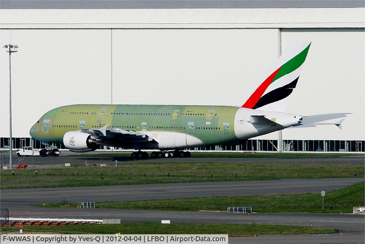 F-WWAS, 2012 Airbus A380-861 C/N 106, Airbus A380-861, Taxiing to Airbus workshop, Toulouse-Blagnac Airport (LFBO-TLS)