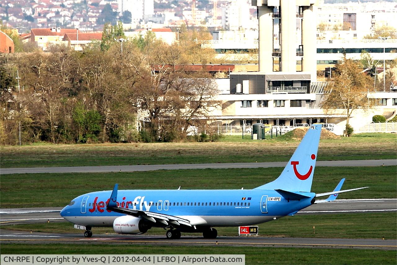CN-RPE, 1999 Boeing 737-8K5 C/N 27990, Boeing 737-8K5, Taxiing, Toulouse Blagnac Airport (LFBO-TLS)