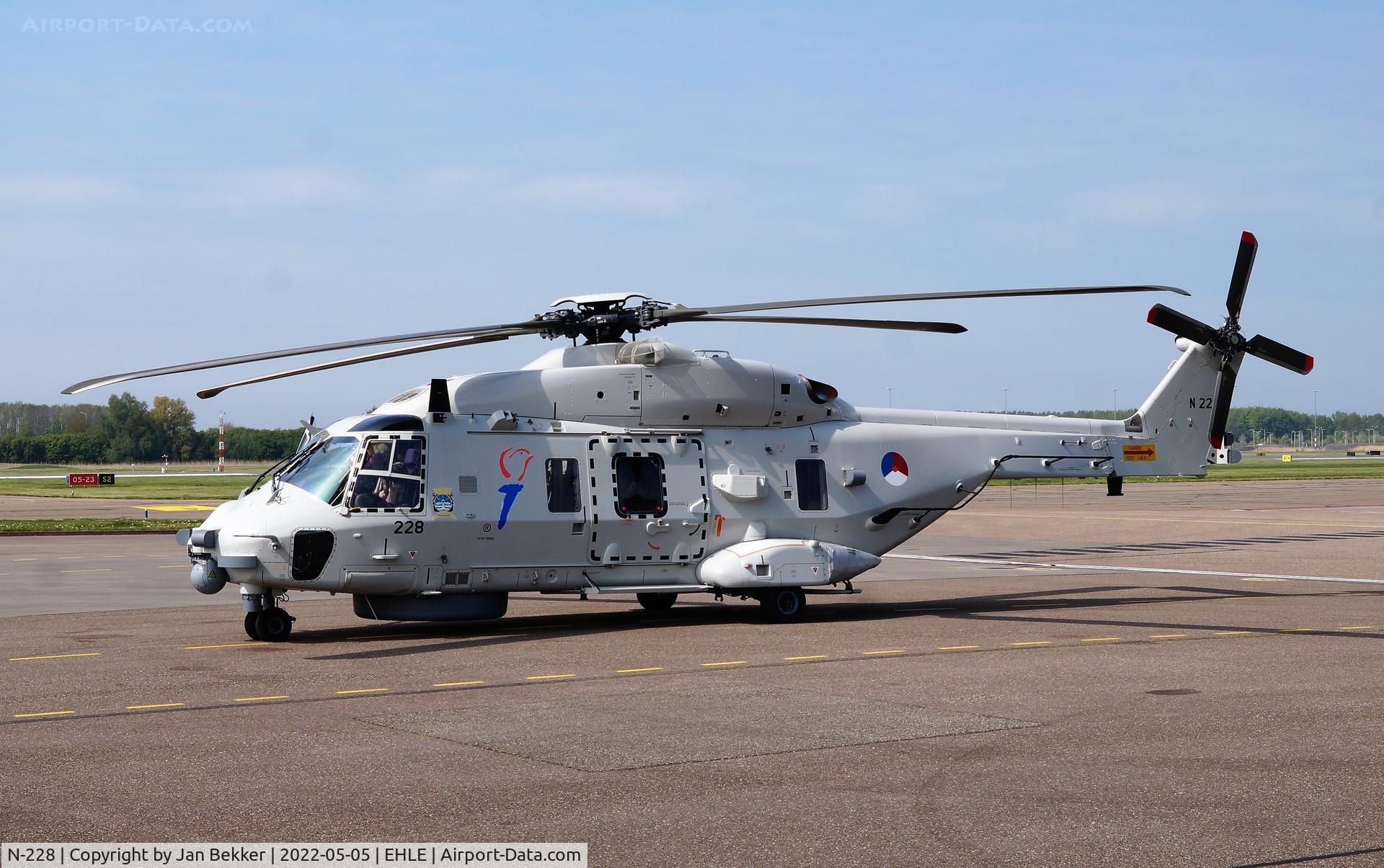 N-228, NHI NH-90 NFH Caiman C/N 1228, Lelystad Airport
