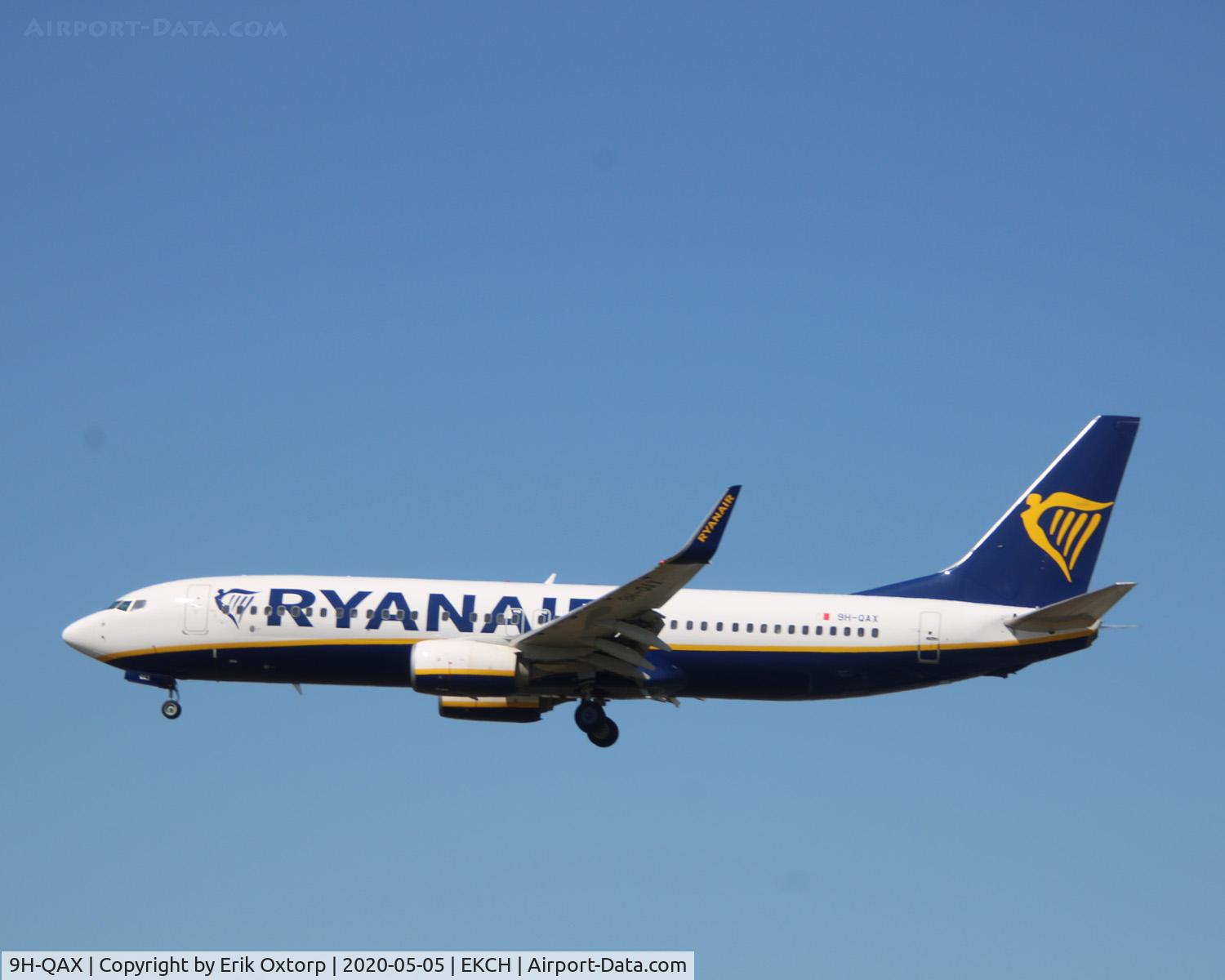 9H-QAX, 2015 Boeing 737-8AS C/N 44697, 9H-QAX landing rw 22L