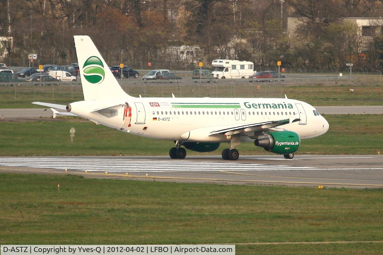 D-ASTZ, 2007 Airbus A319-112 C/N 3019, Airbus A319-112, Ready to take off rwy 14L, Toulouse-Blagnac Airport (LFBO-TLS)