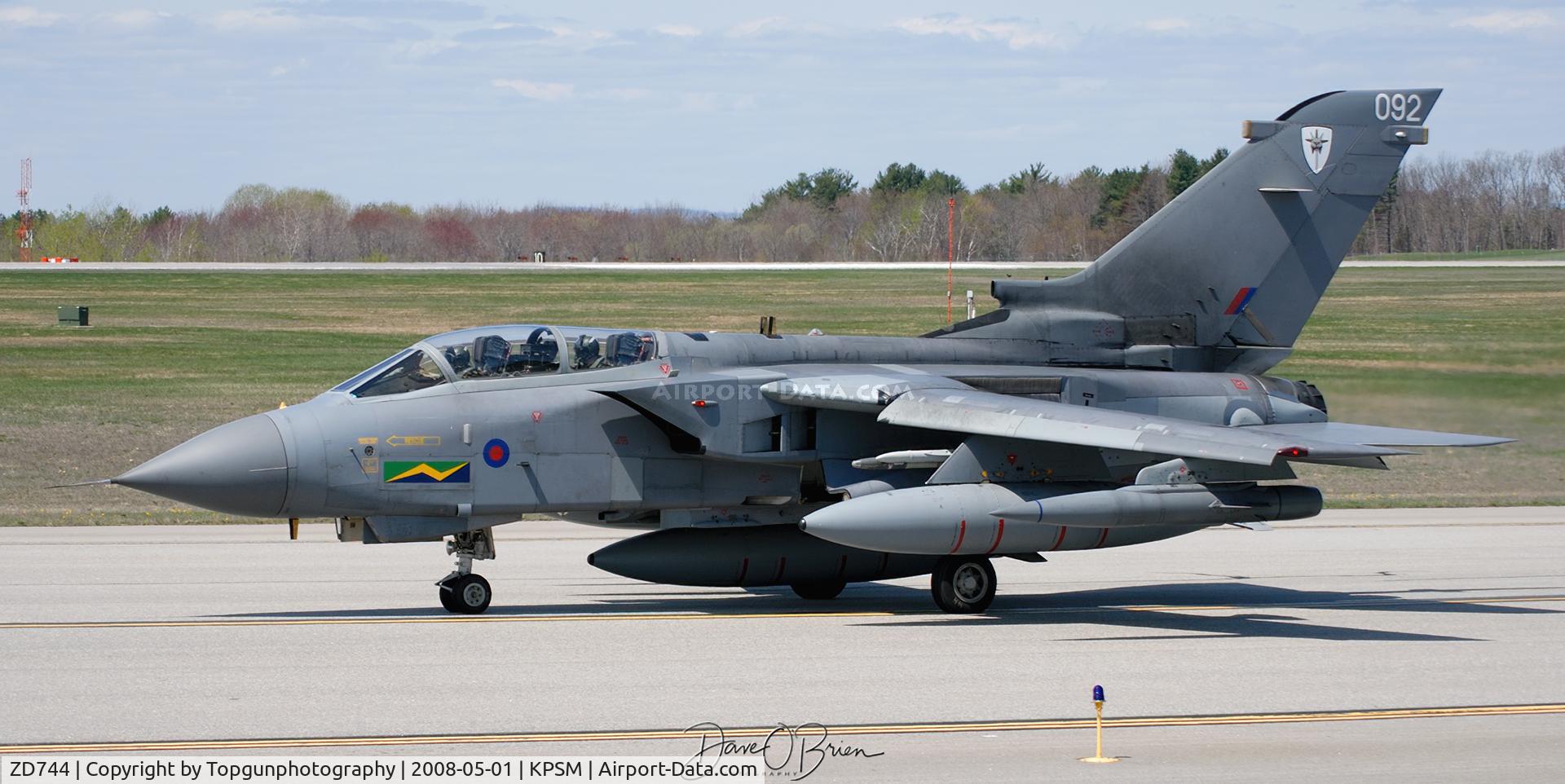 ZD744, 1984 Panavia Tornado GR.4 C/N 371/BS125/3171, ASCOT41