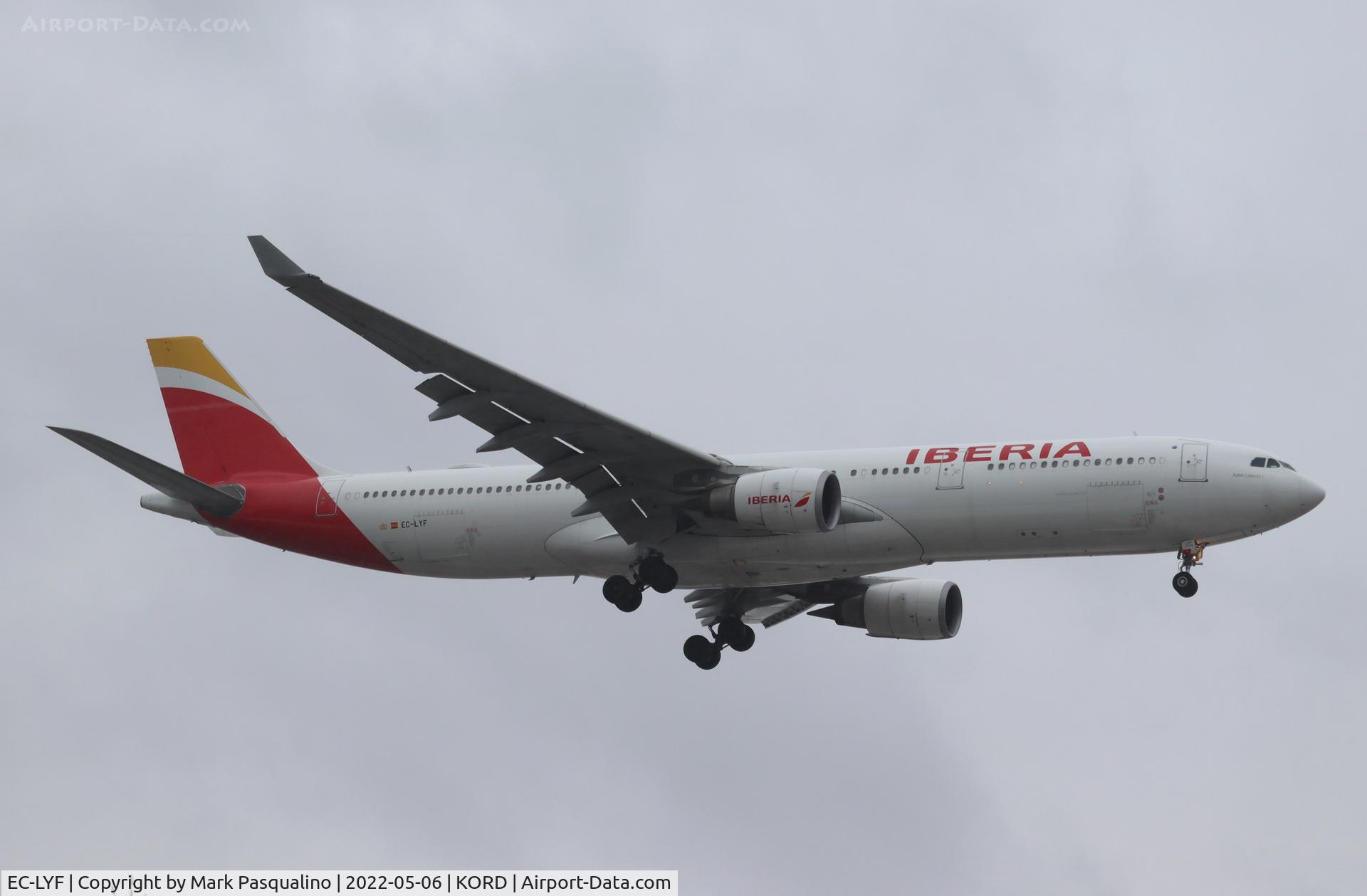 EC-LYF, 2013 Airbus A330-302 C/N 1437, Airbus A330-302