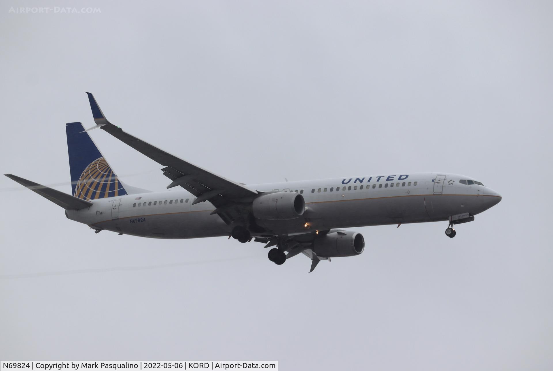 N69824, 2014 Boeing 737-924/ER C/N 42179, Boeing 737-824/ER